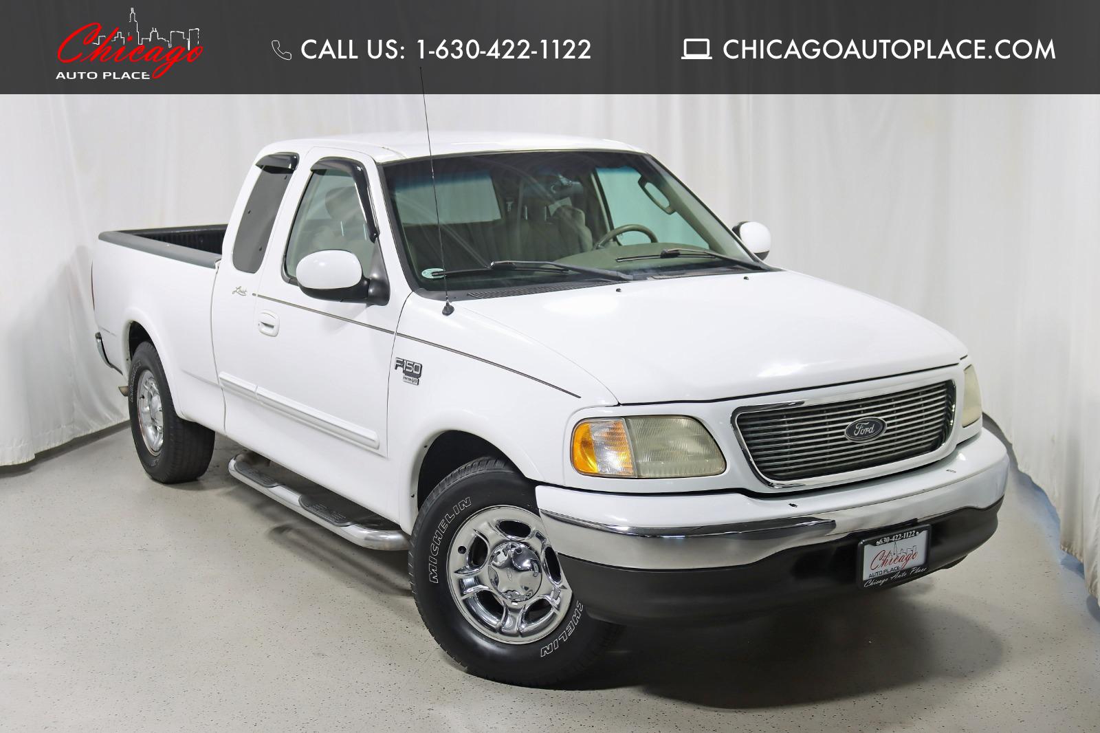 Oxford White Clearcoat 2002 Ford F-150 Pickup Truck Rear-Wheel Drive 4-Speed Automatic