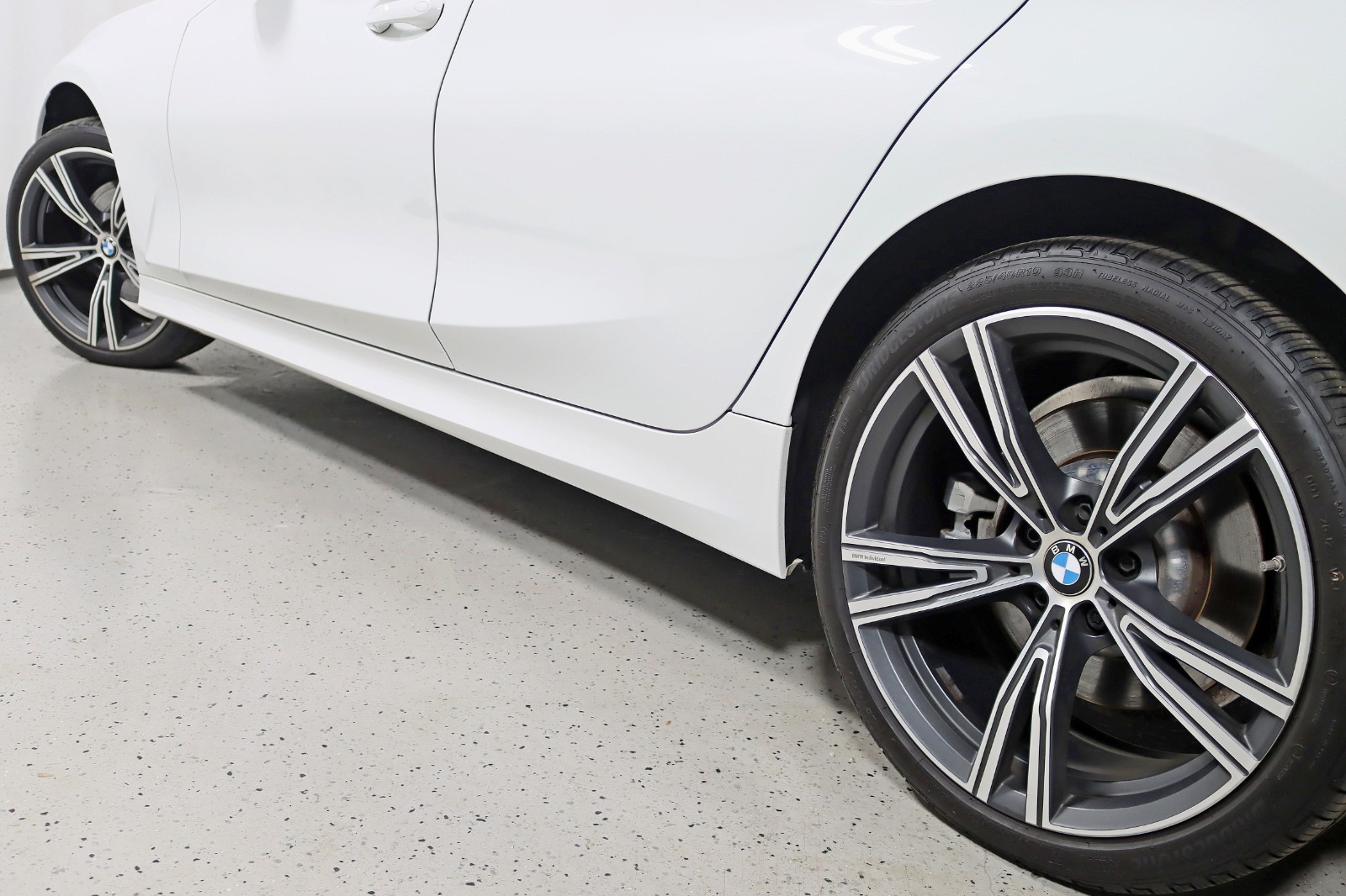 2023 BMW 330I - Image 14