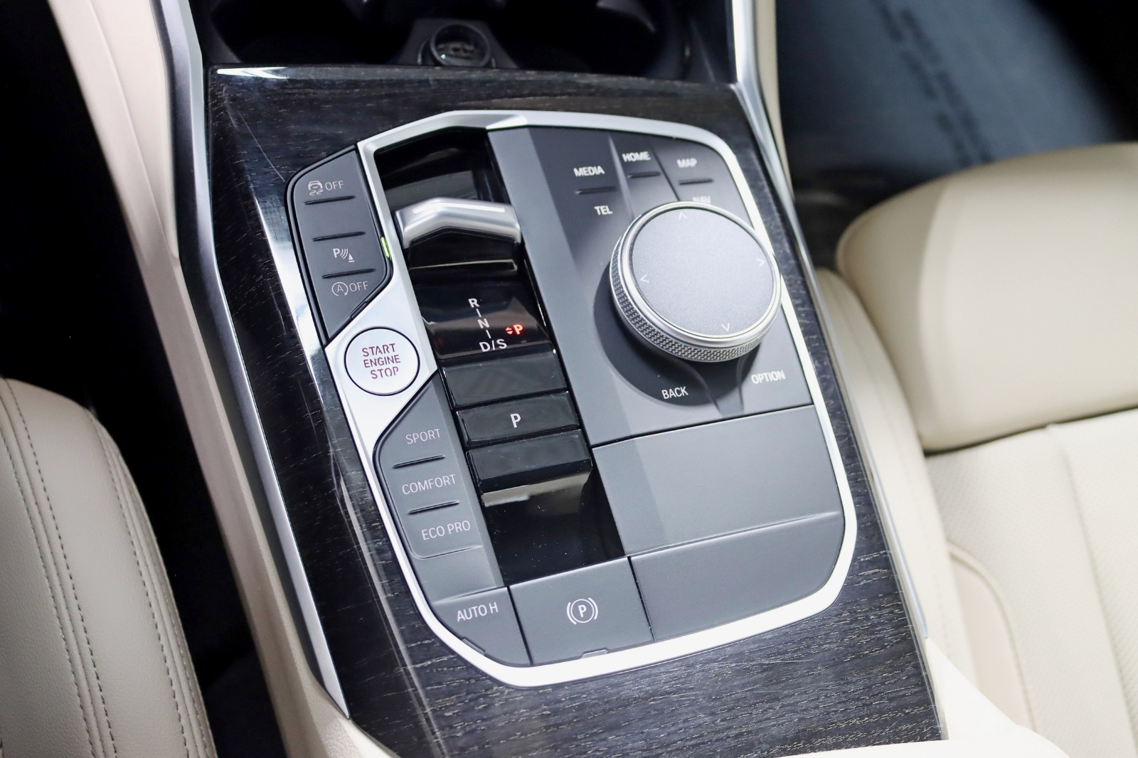 2023 BMW 330I - Image 29