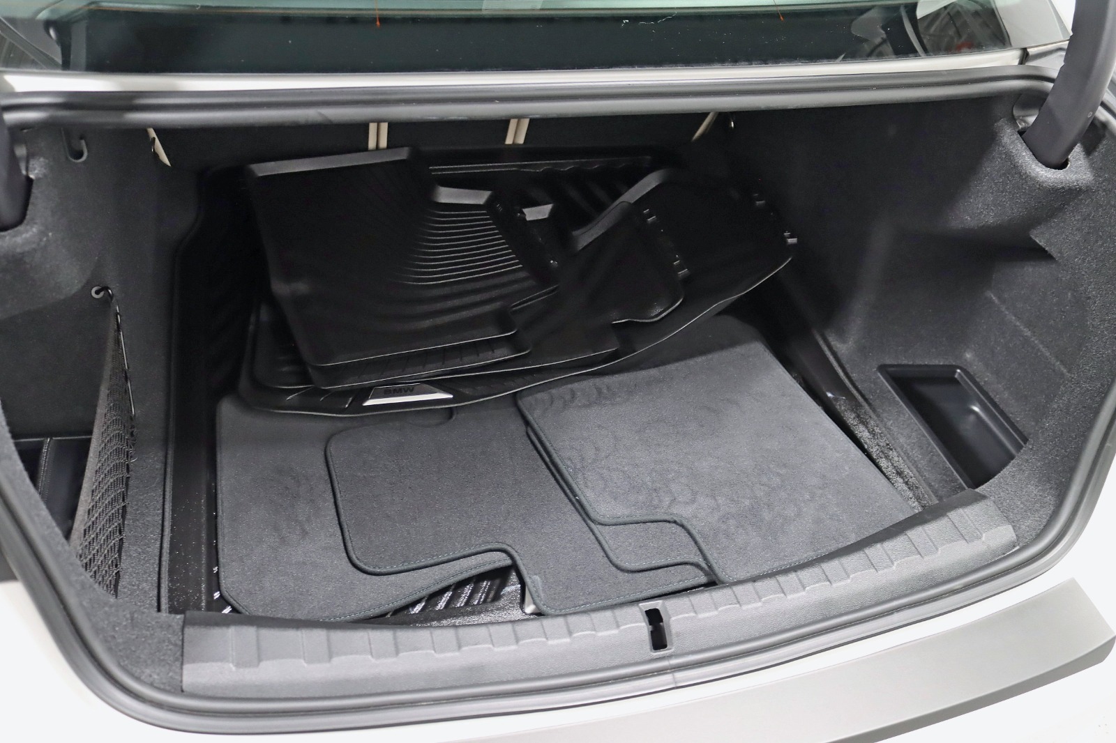 2023 BMW 330I - Image 40