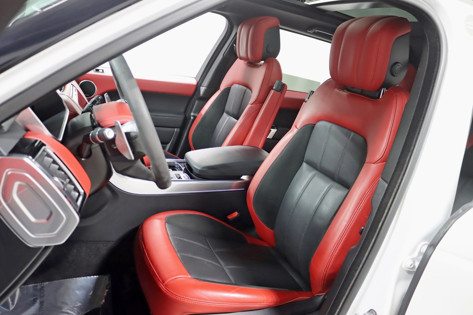 2021 LAND ROVER RANGE ROVER SPORT - Image 29