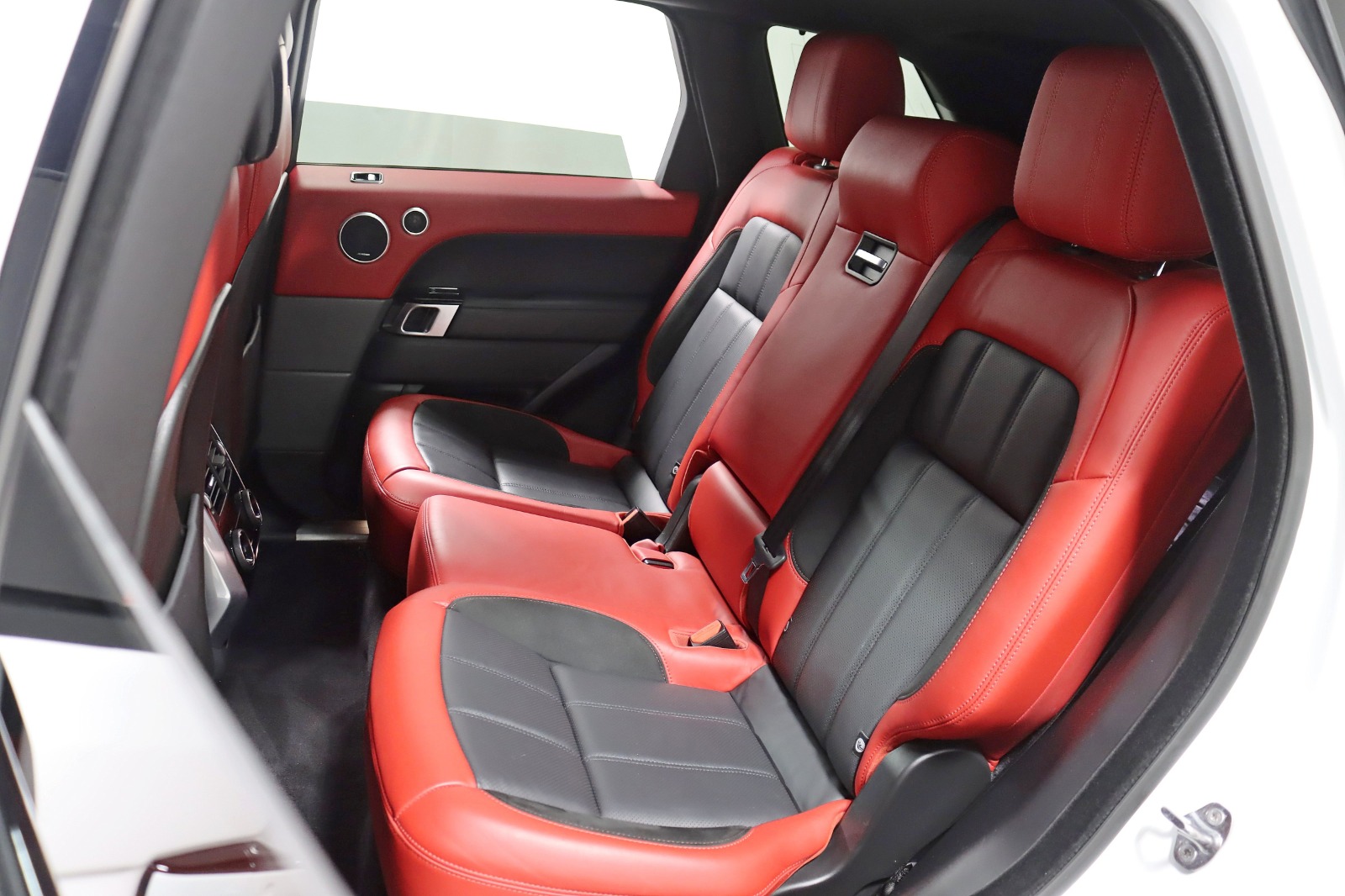 2021 LAND ROVER RANGE ROVER SPORT - Image 31