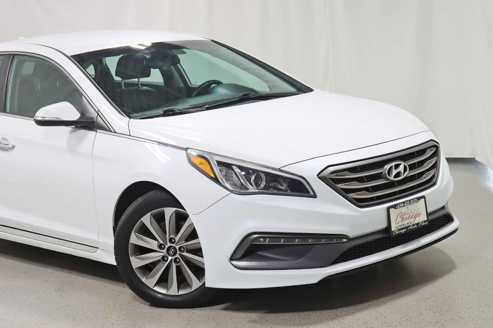 2015 Hyundai Sonata Sport photo 2