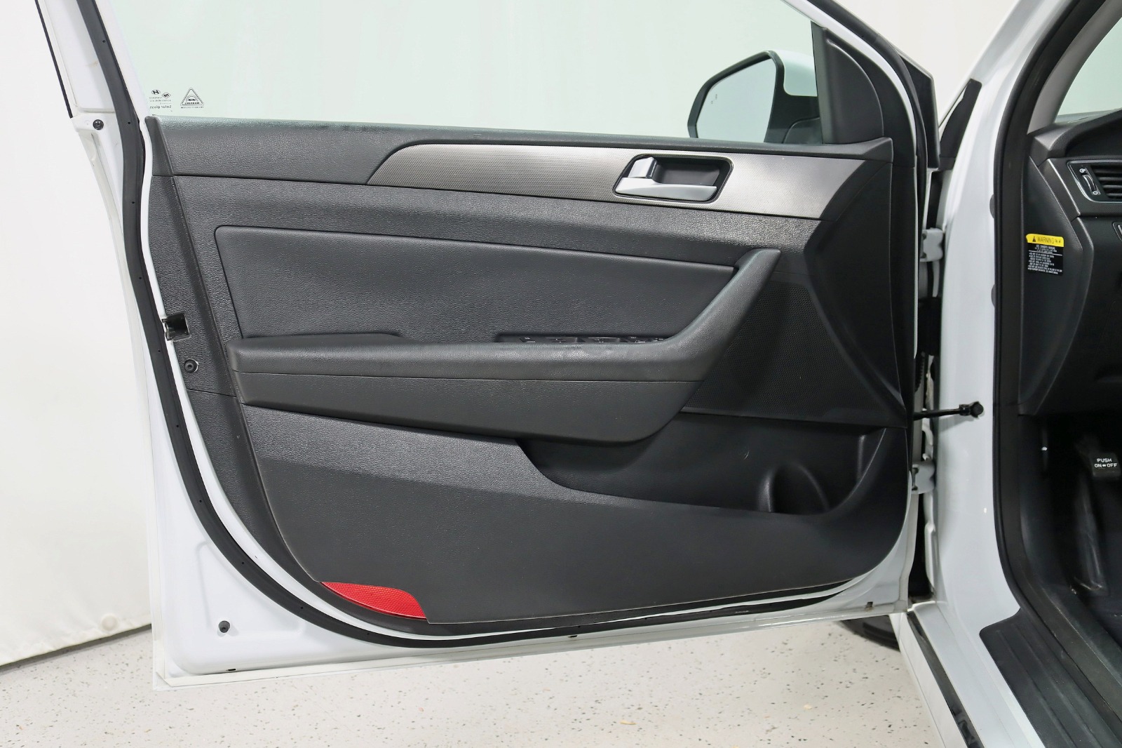 2015 Hyundai Sonata Sport photo 26