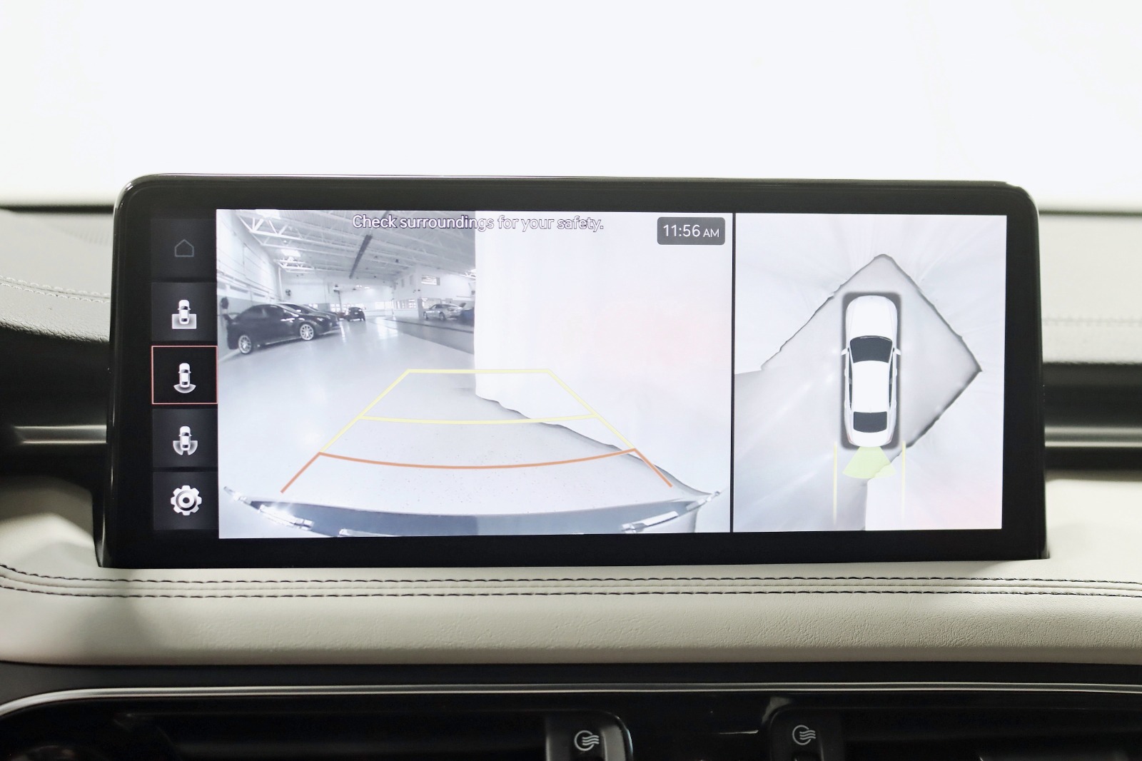 2022 GENESIS G70 - Image 20