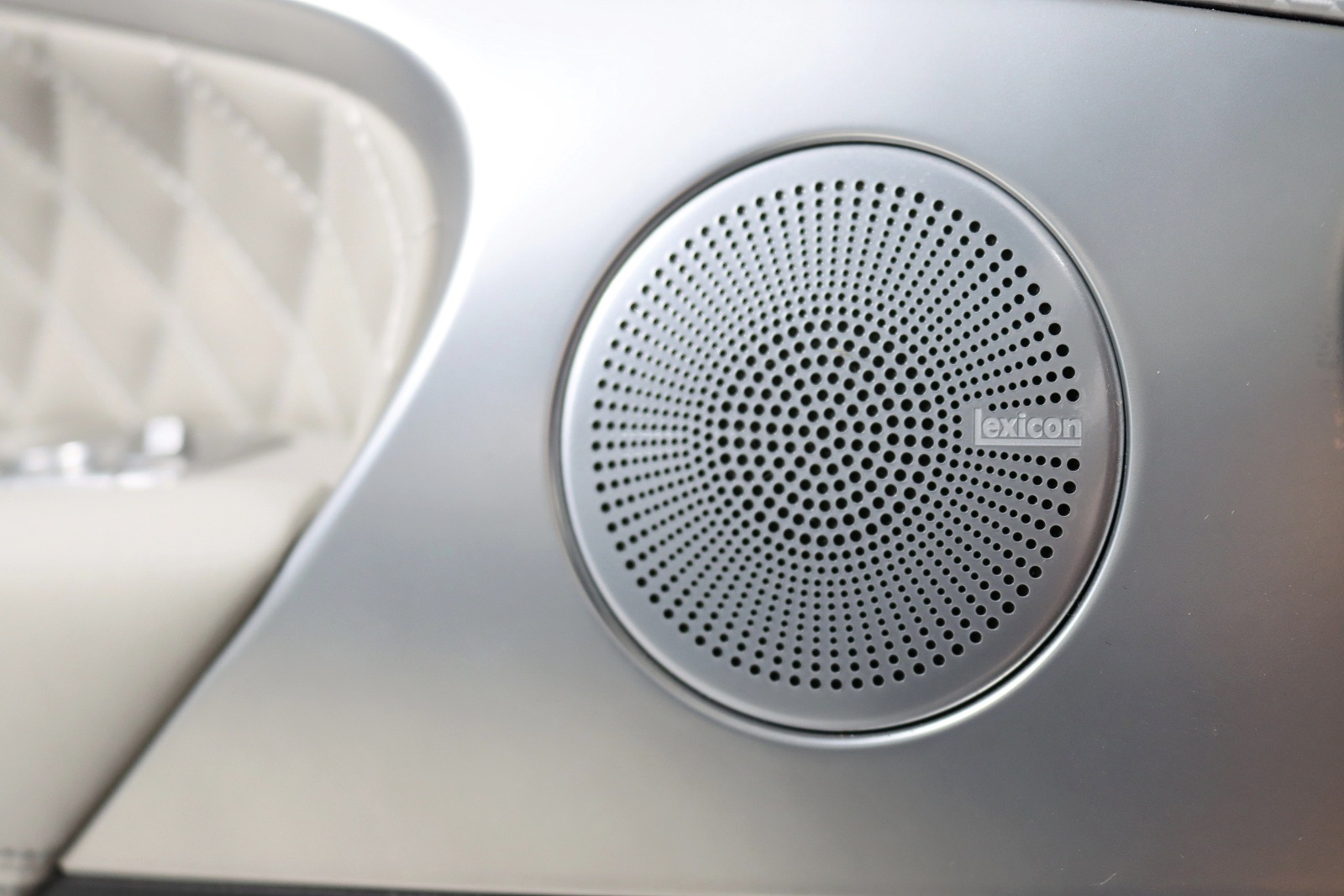 2022 GENESIS G70 - Image 33