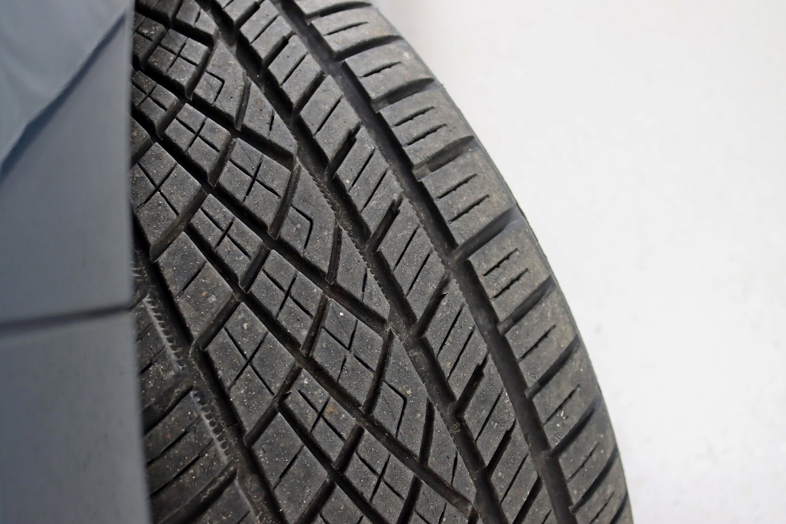 2022 GENESIS G70 - Image 38