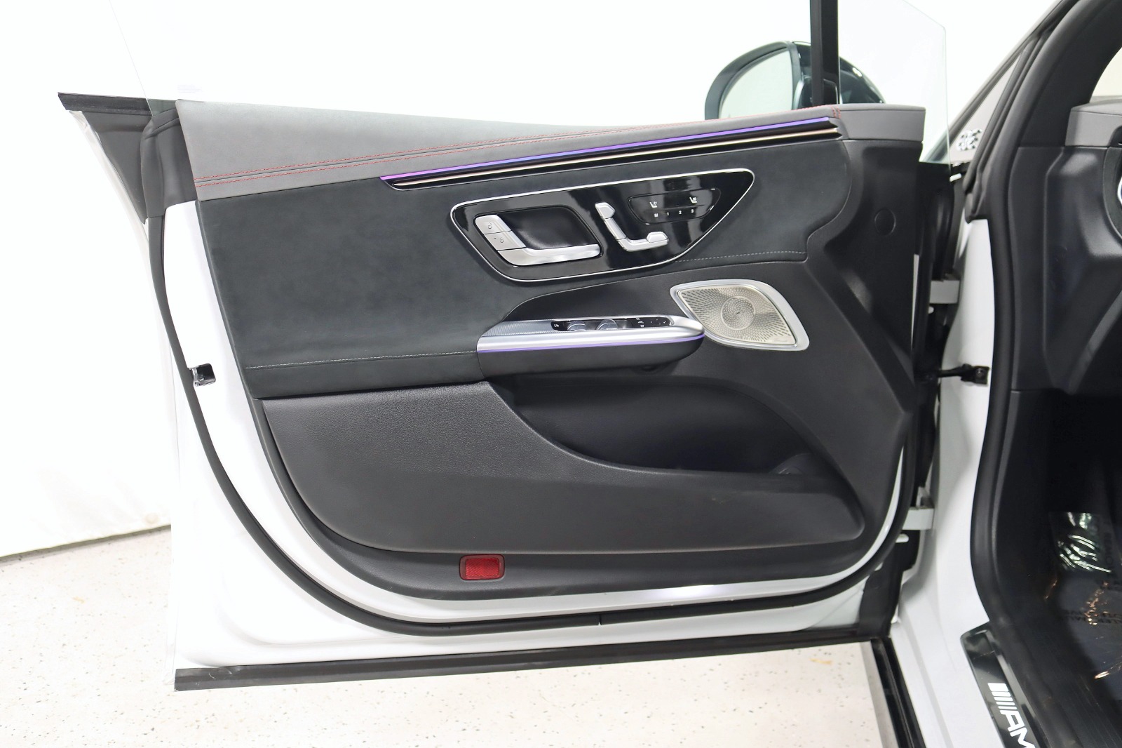 2023 MERCEDES-BENZ EQE-CLASS SEDAN - Image 35