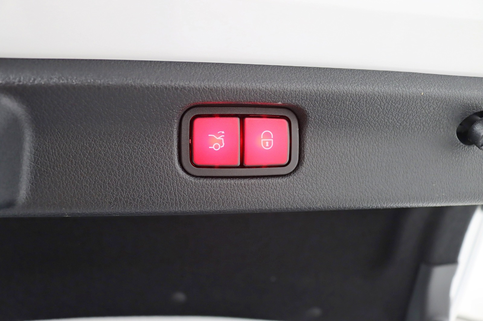 2023 MERCEDES-BENZ EQE-CLASS SEDAN - Image 42