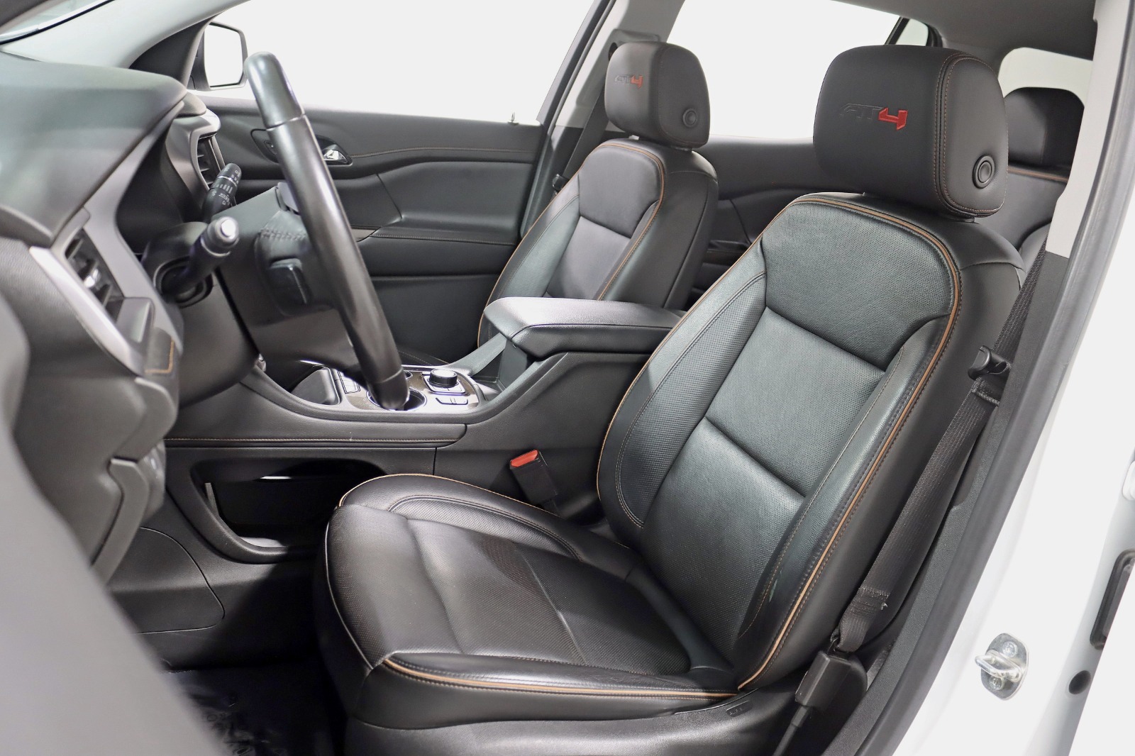 2020 GMC ACADIA - Image 24