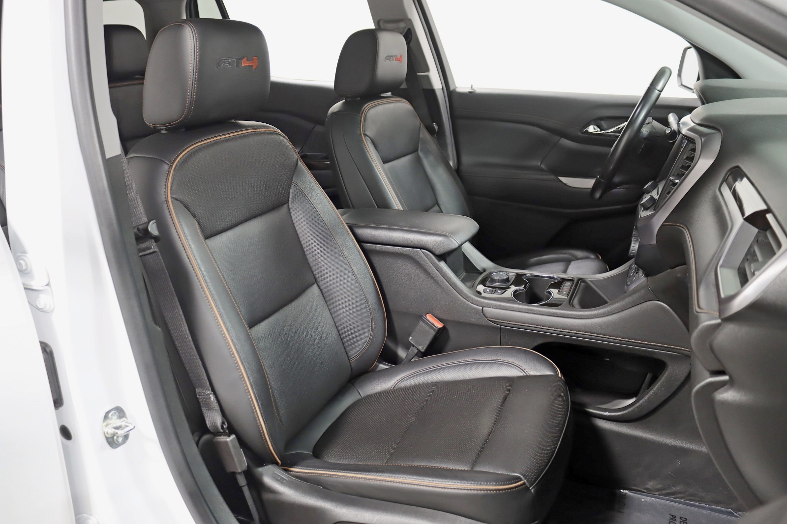 2020 GMC ACADIA - Image 25