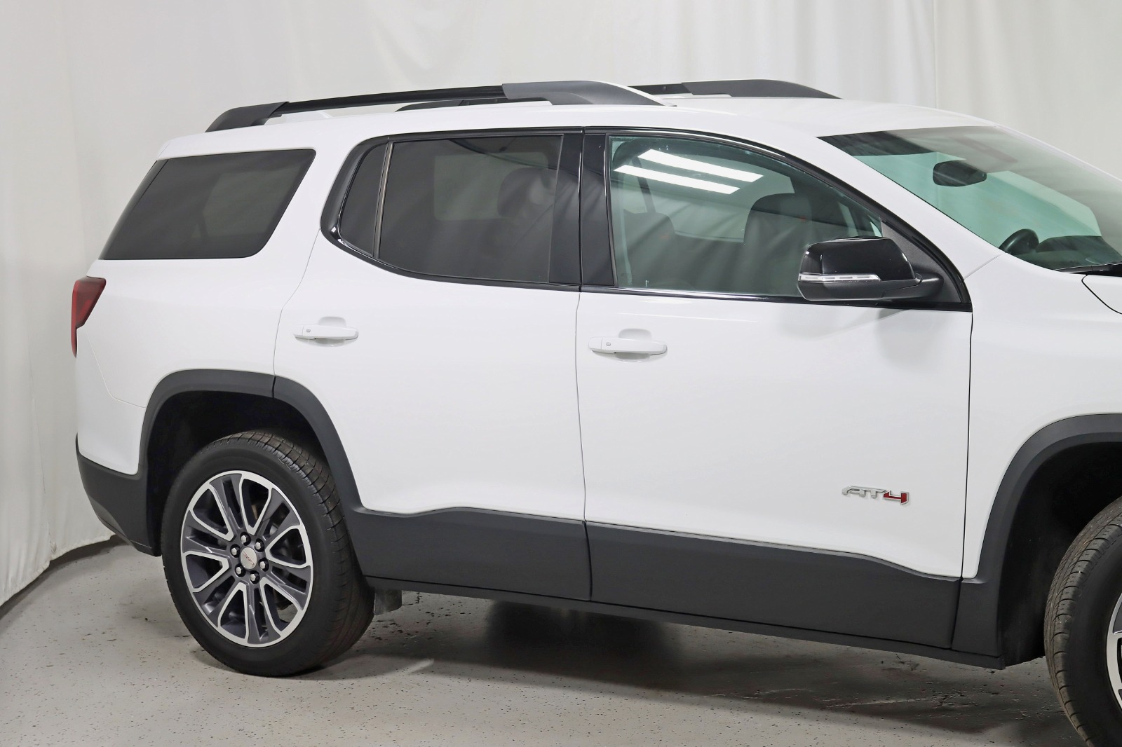 2020 GMC ACADIA - Image 4