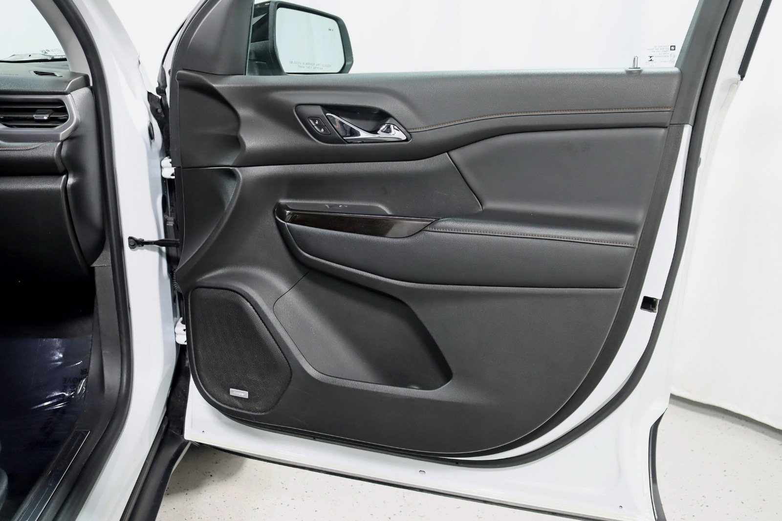 2020 GMC ACADIA - Image 32