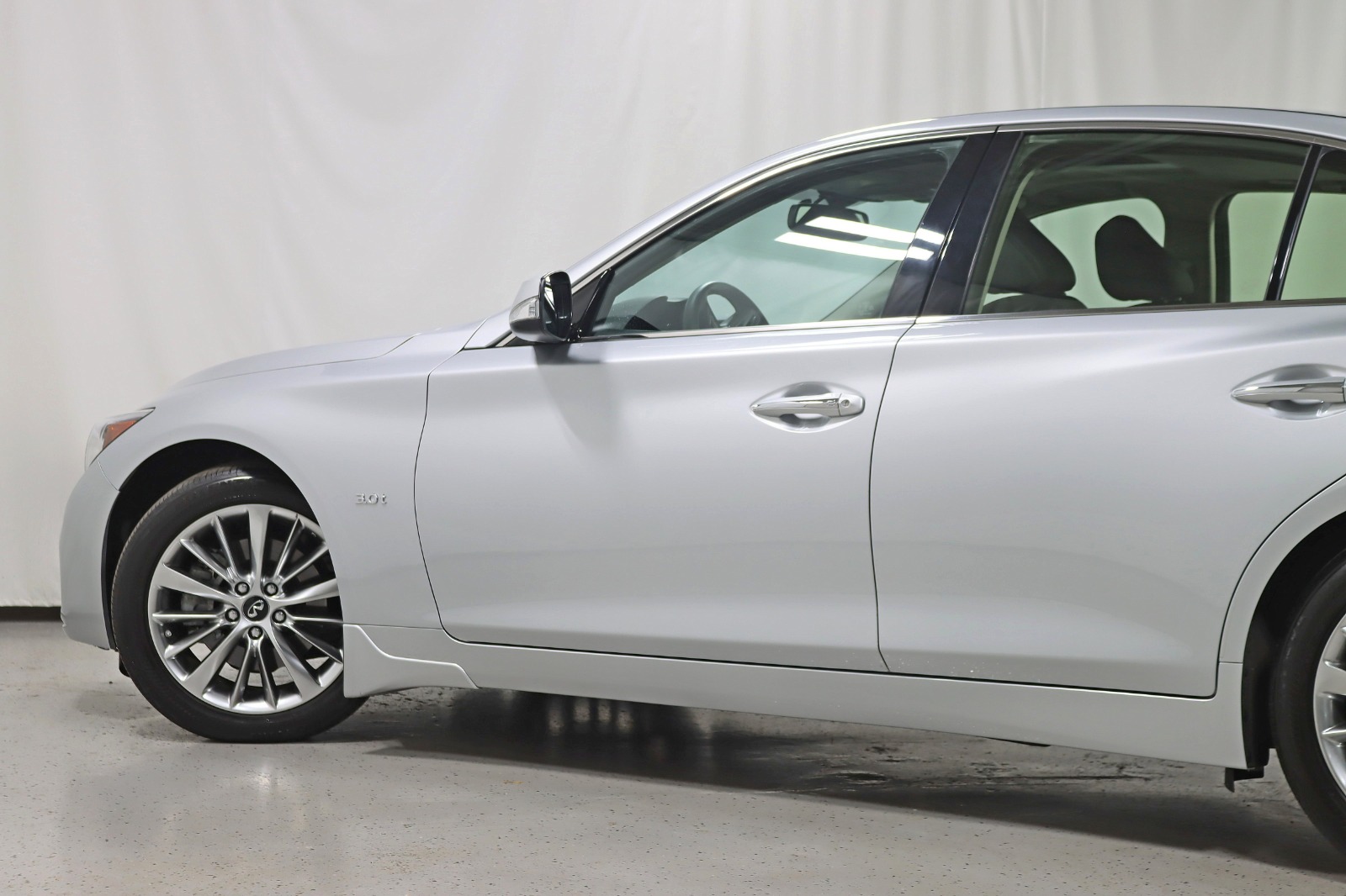 2019 INFINITI Q50 - Image 12