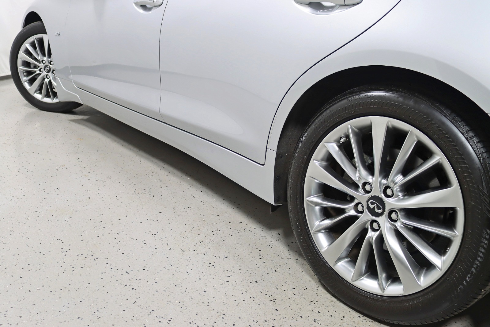 2019 INFINITI Q50 - Image 13