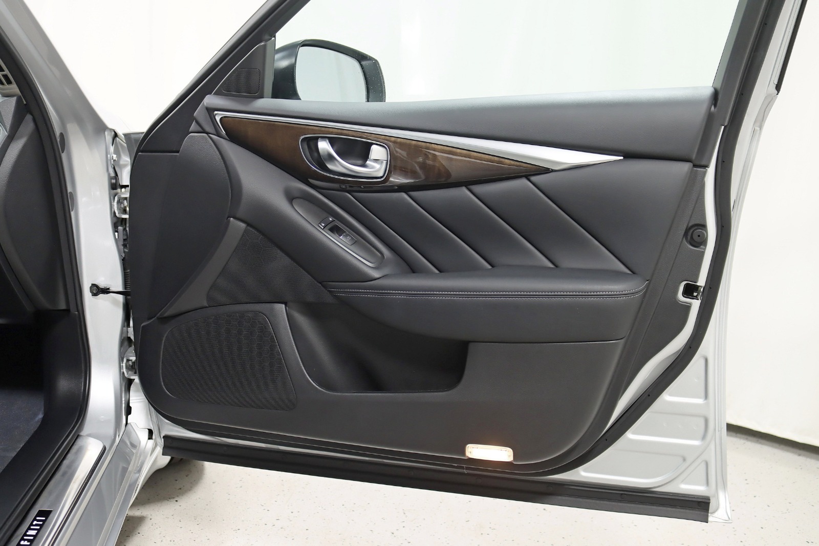 2019 INFINITI Q50 - Image 30