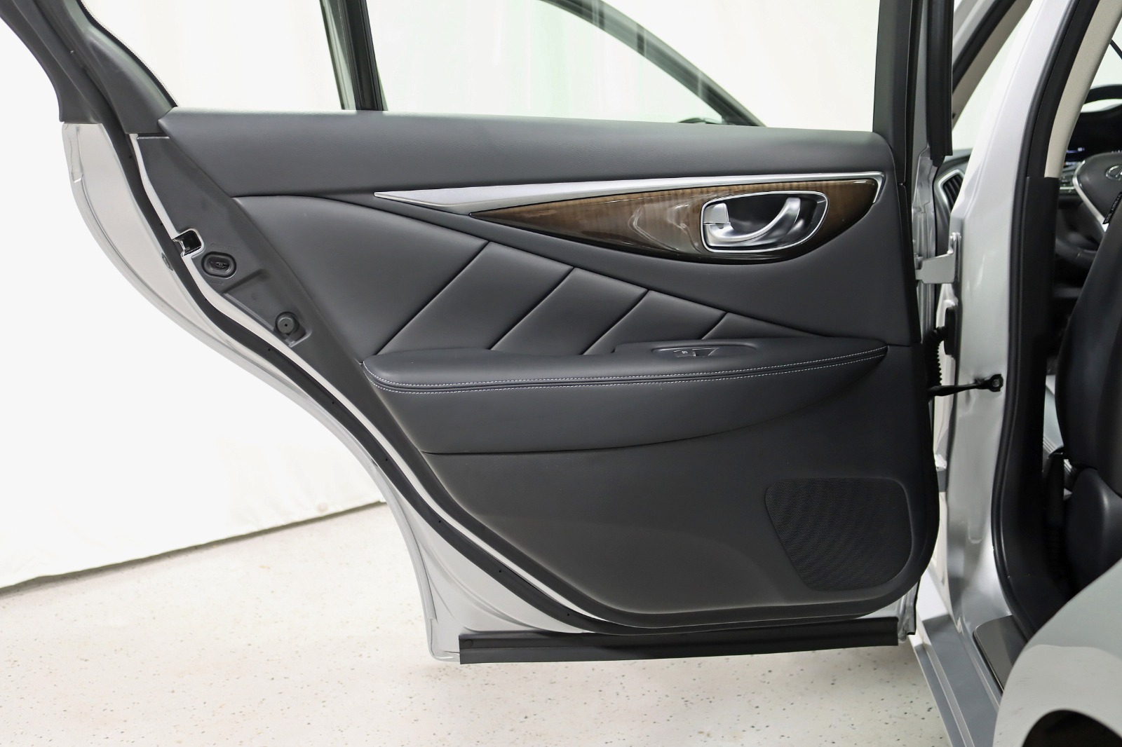 2019 INFINITI Q50 - Image 31