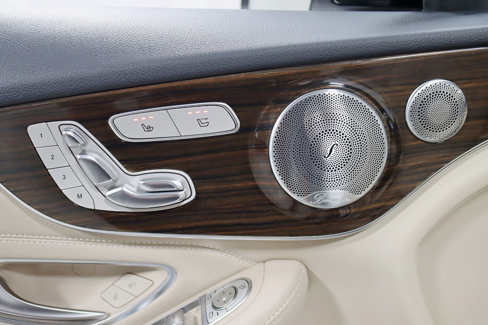 2019 MERCEDES-BENZ C-CLASS - Image 36