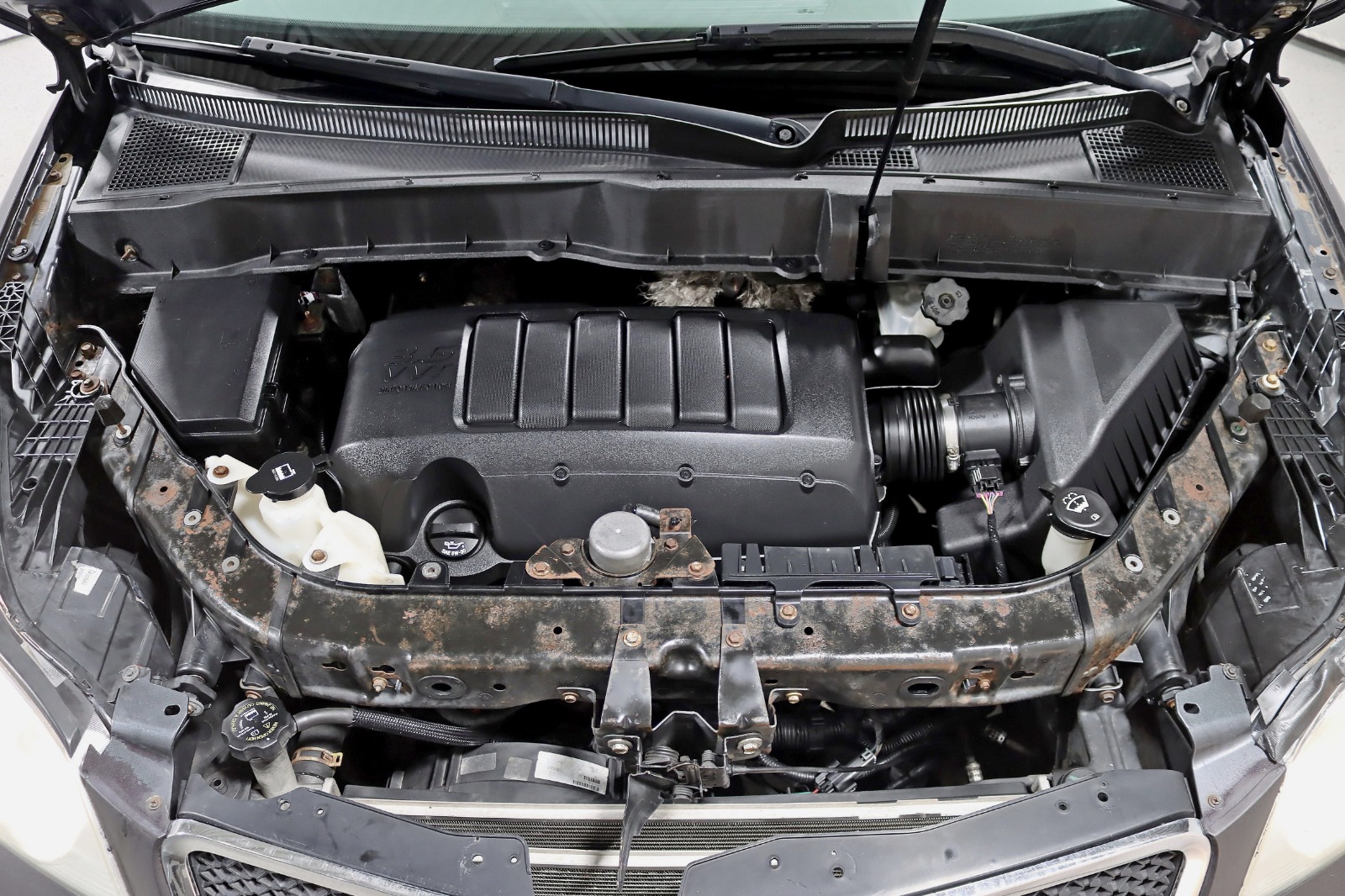 2011 Chevrolet Traverse LS photo 28