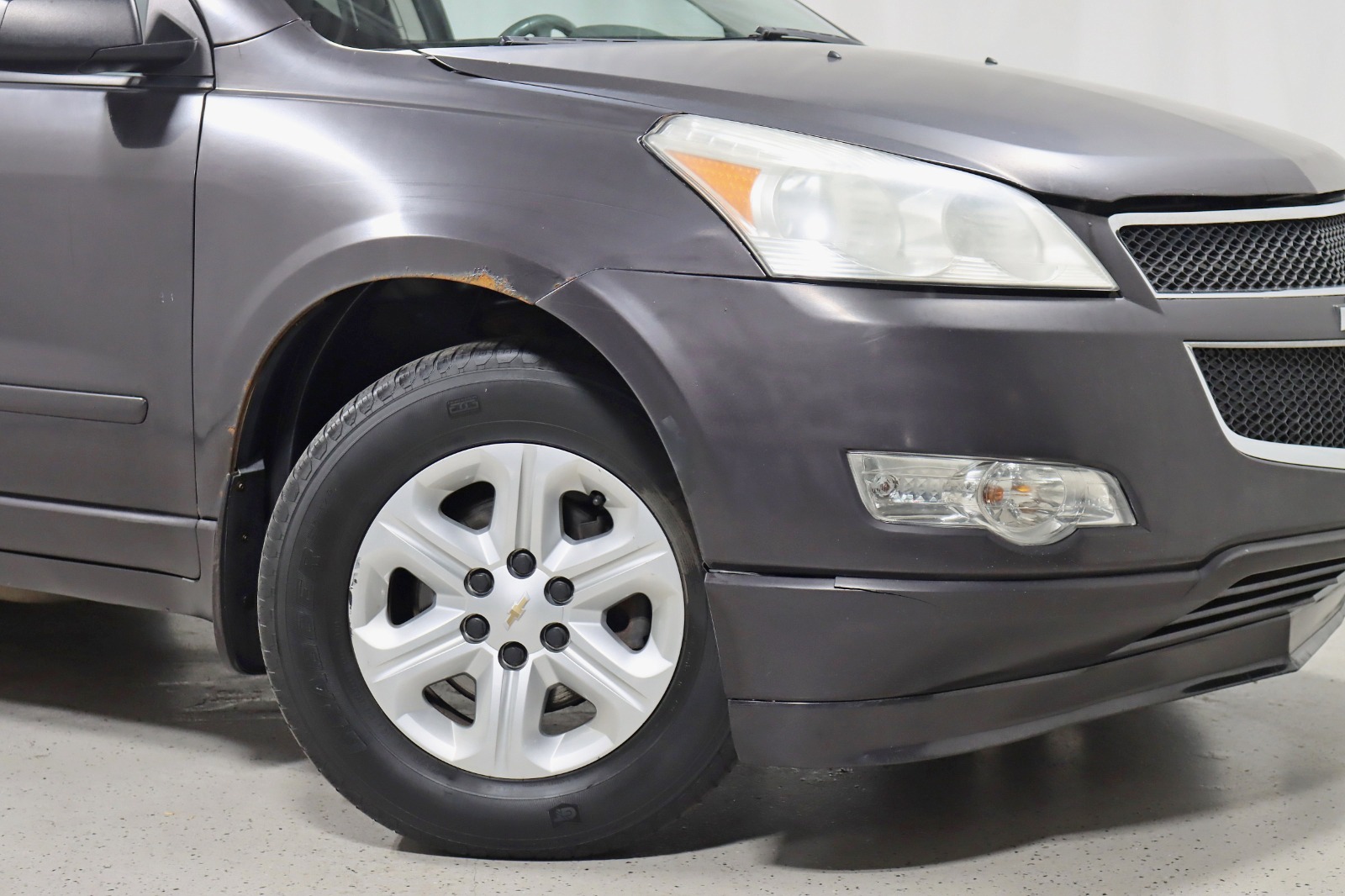 2011 Chevrolet Traverse LS photo 4