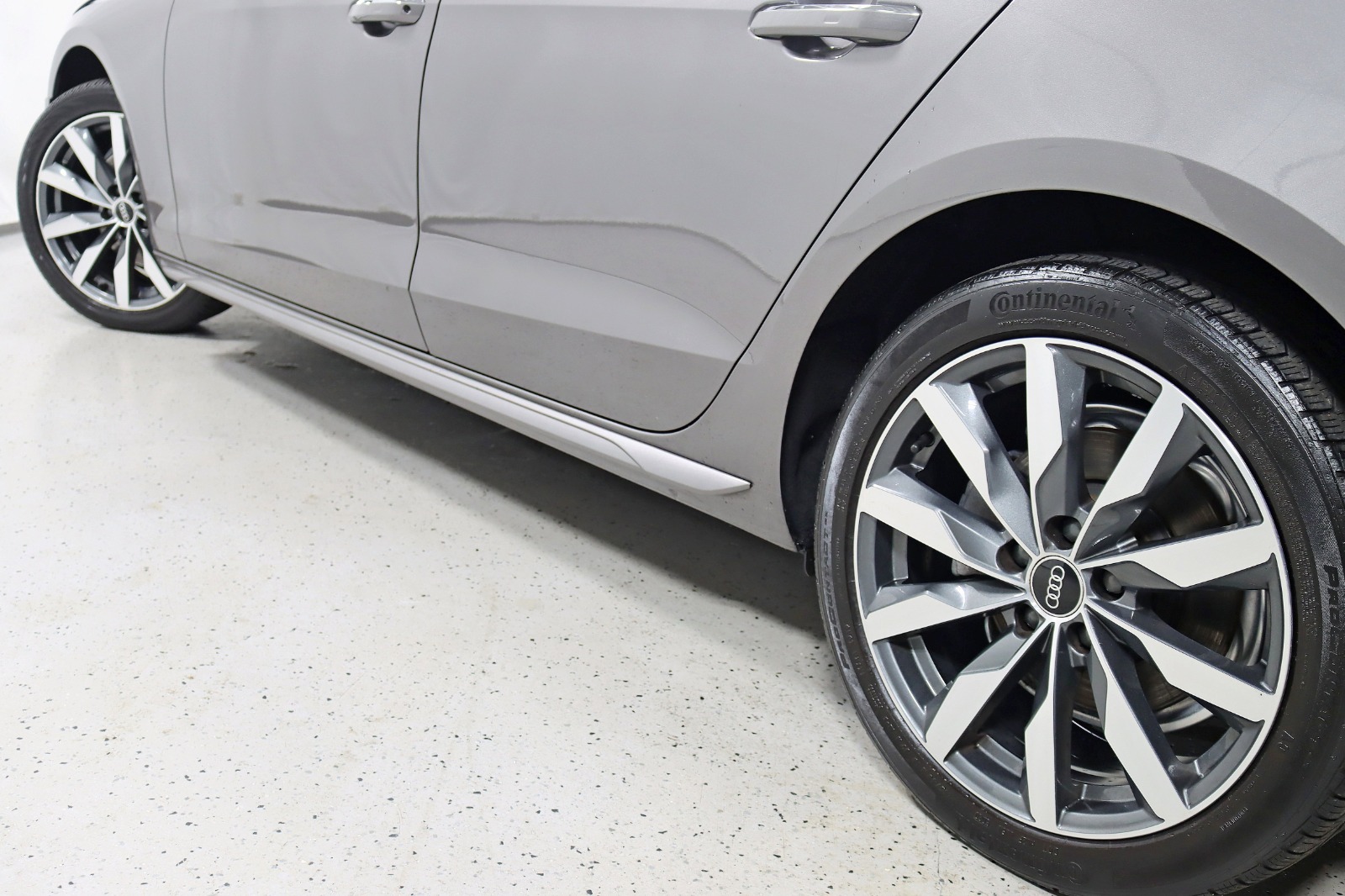 2021 AUDI A4 - Image 13