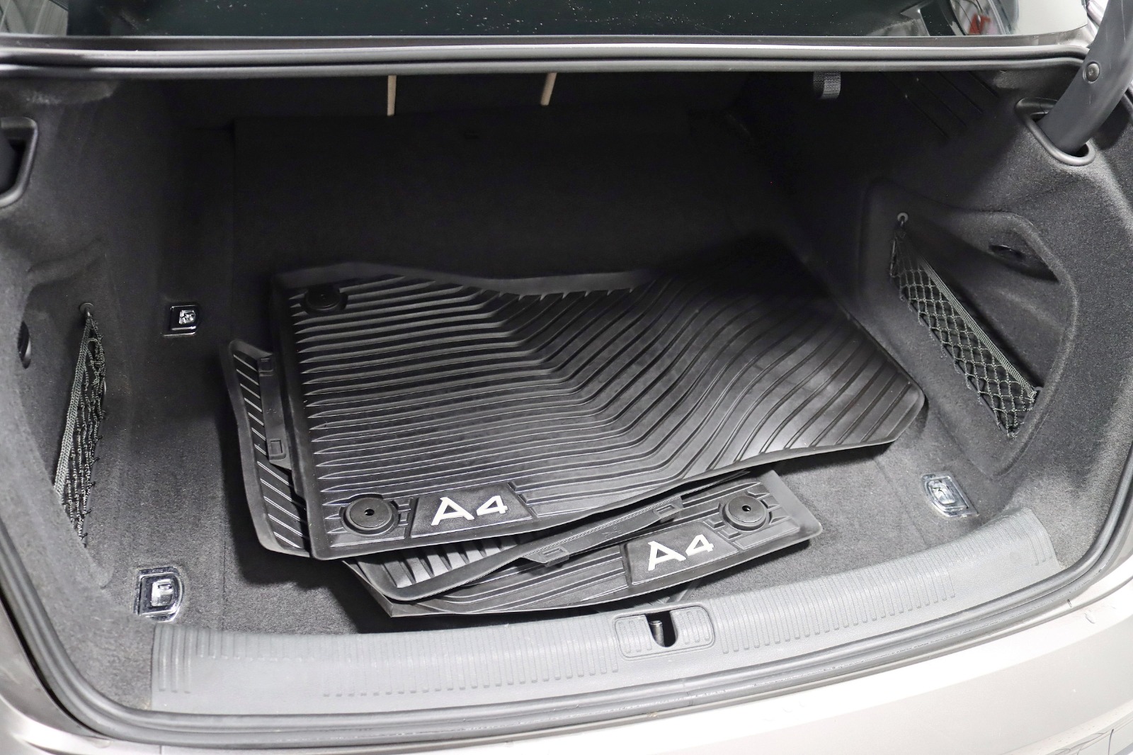 2021 AUDI A4 - Image 38