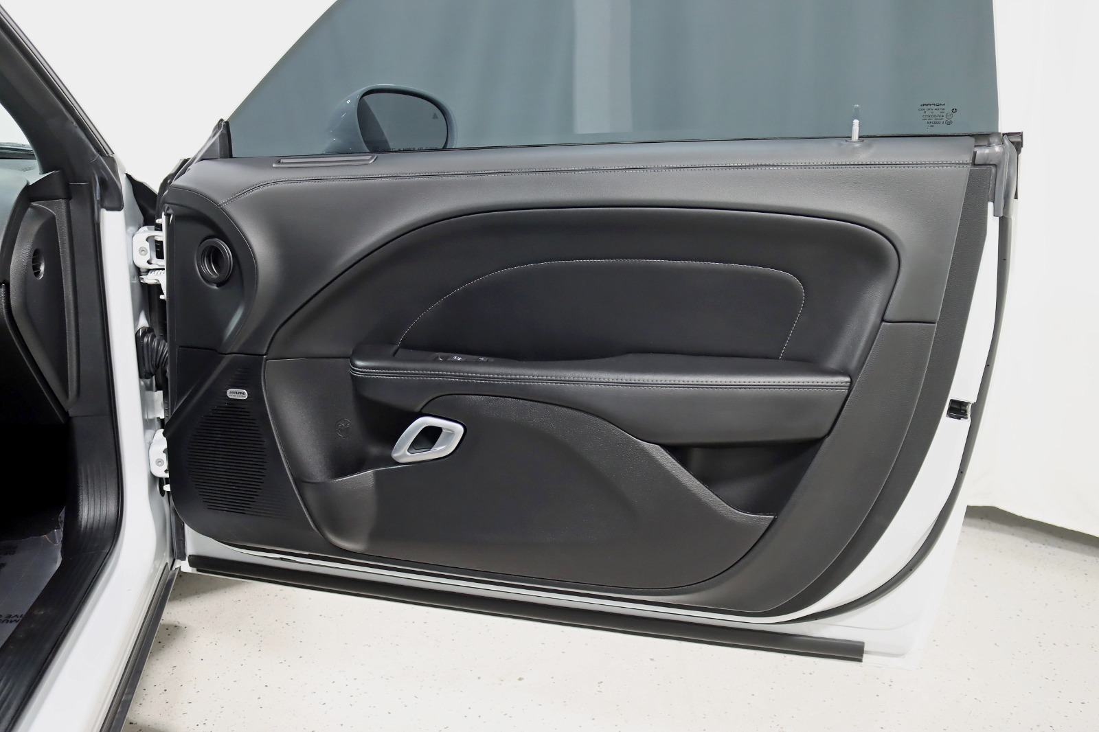 2021 DODGE CHALLENGER - Image 33