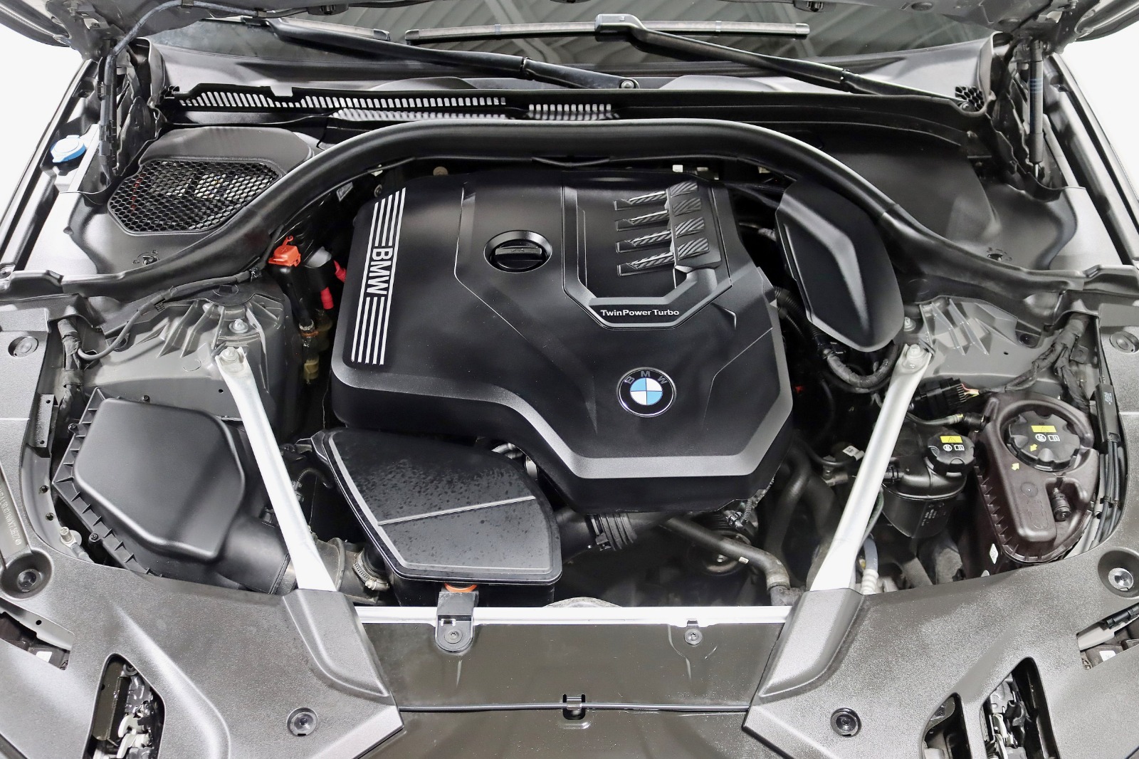 2022 BMW 530I - Image 41