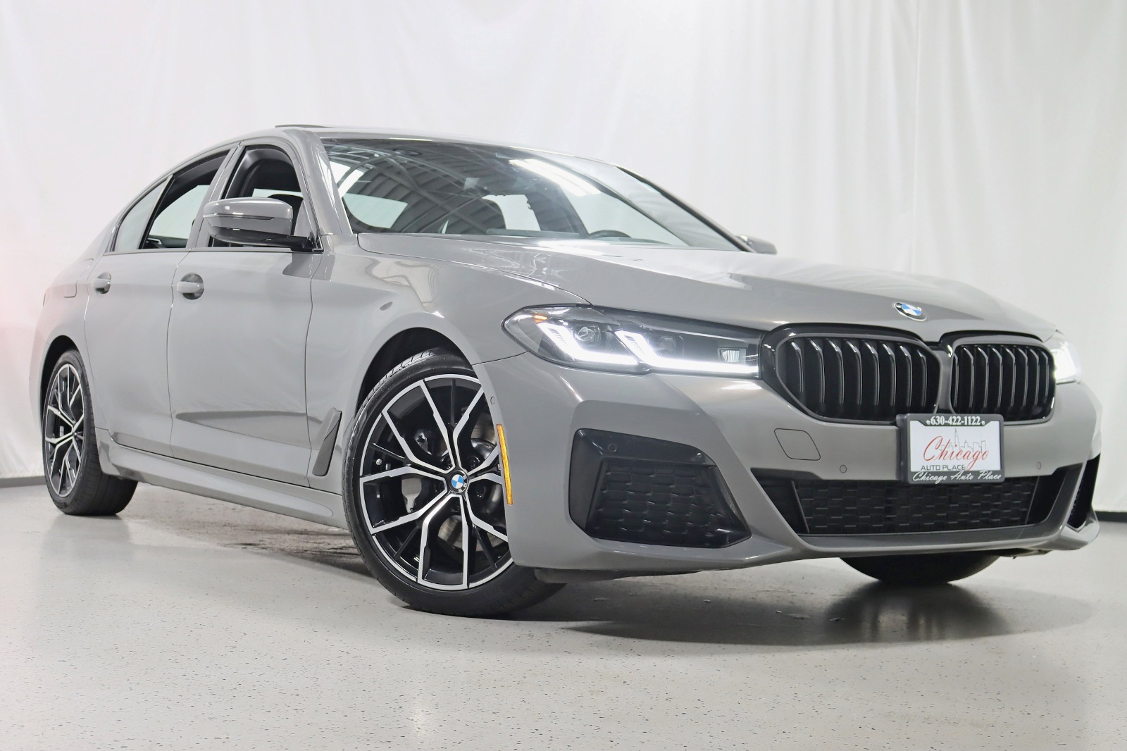 2022 BMW 530I - Image 9