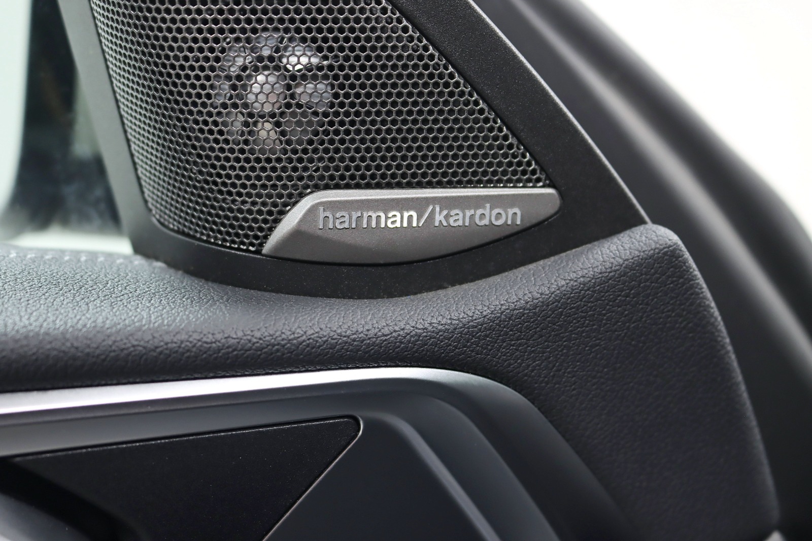 2021 BMW M440I - Image 36