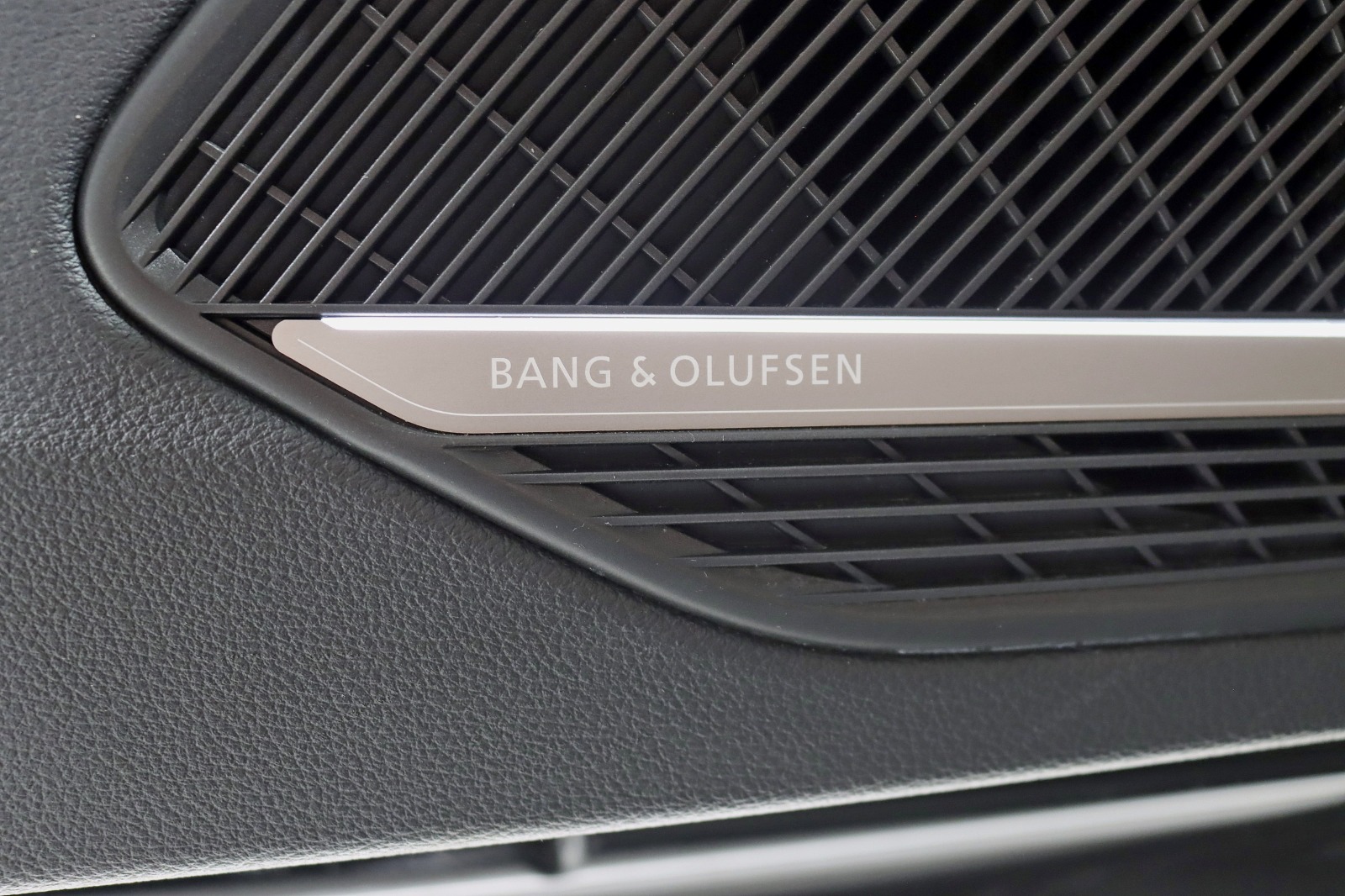 2019 AUDI S5 - Image 32