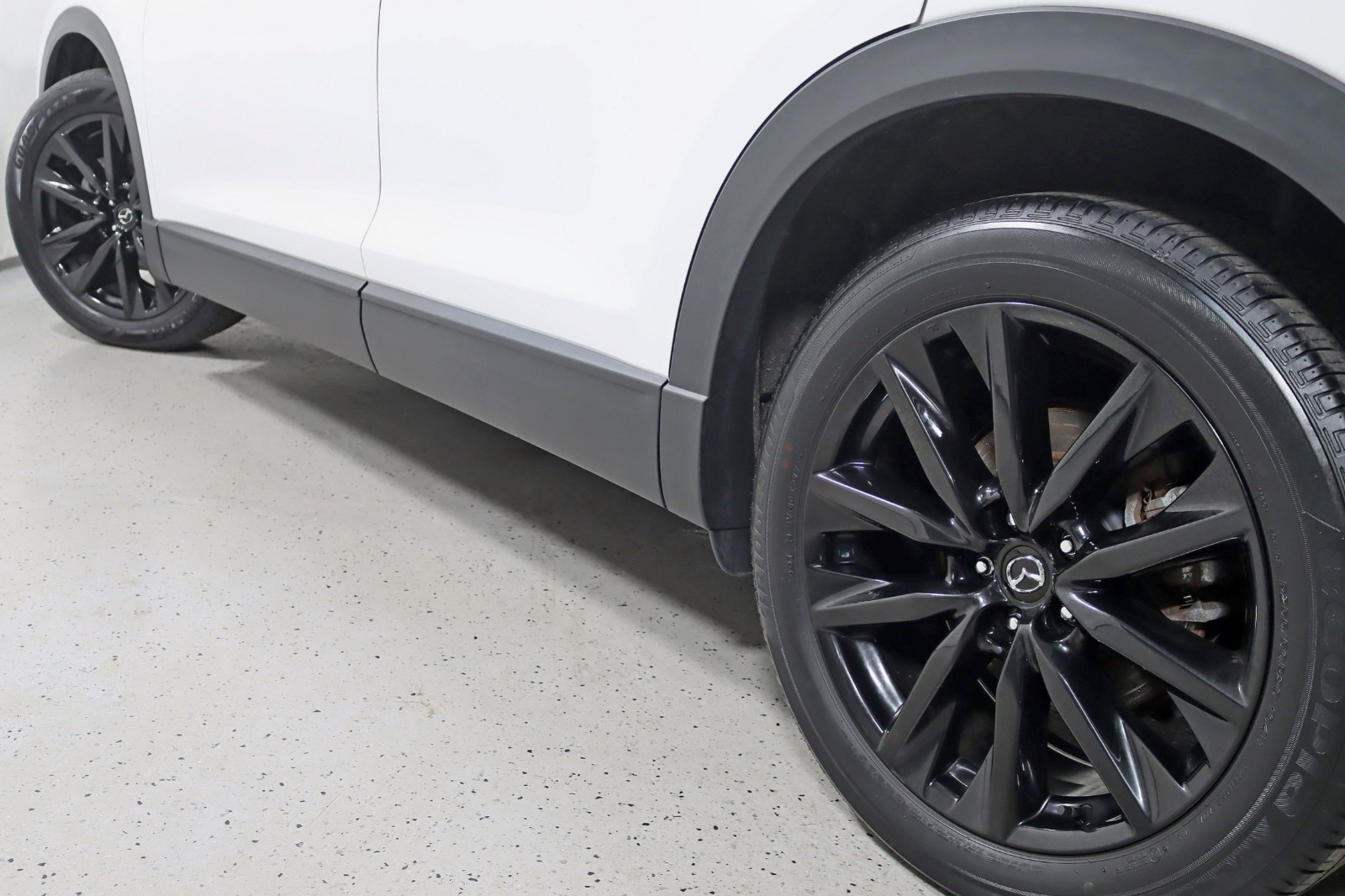 2022 MAZDA CX-9 - Image 13