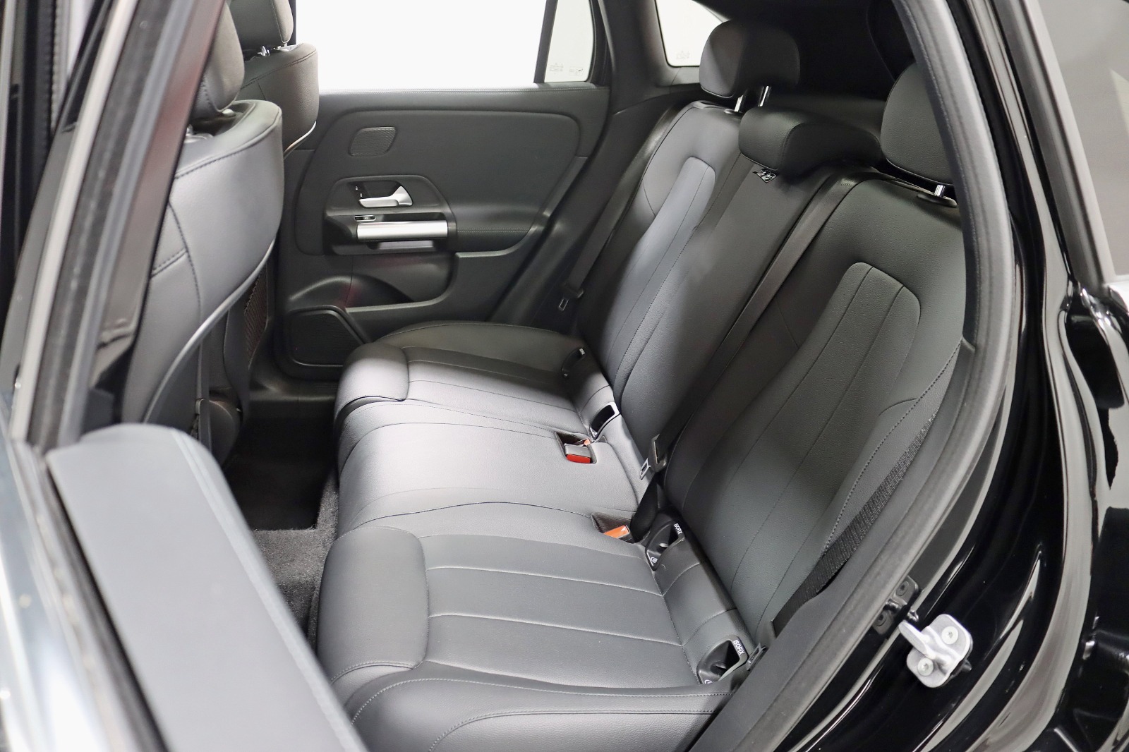 2025 MERCEDES-BENZ GLA-CLASS - Image 29