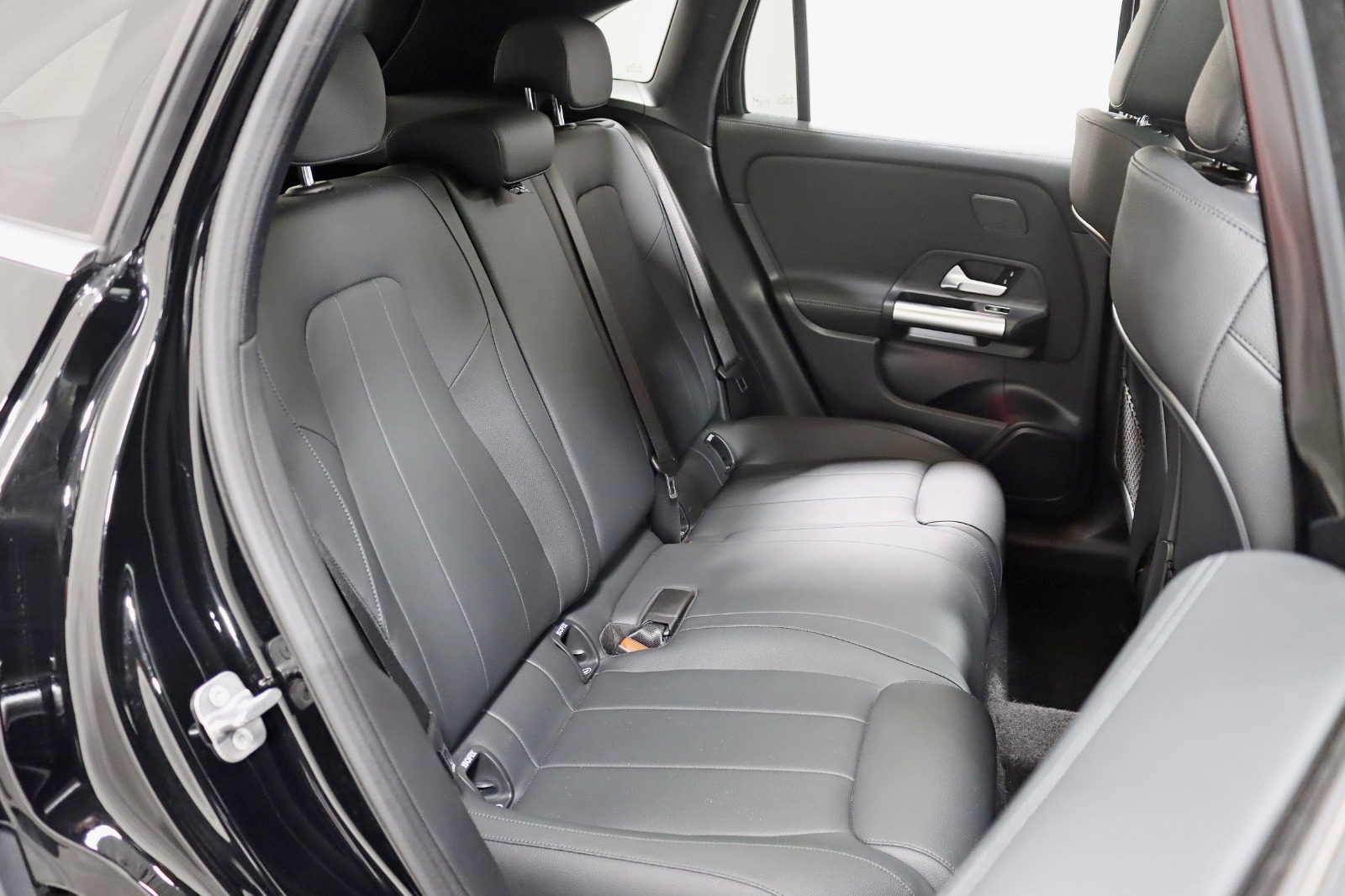 2025 MERCEDES-BENZ GLA-CLASS - Image 30