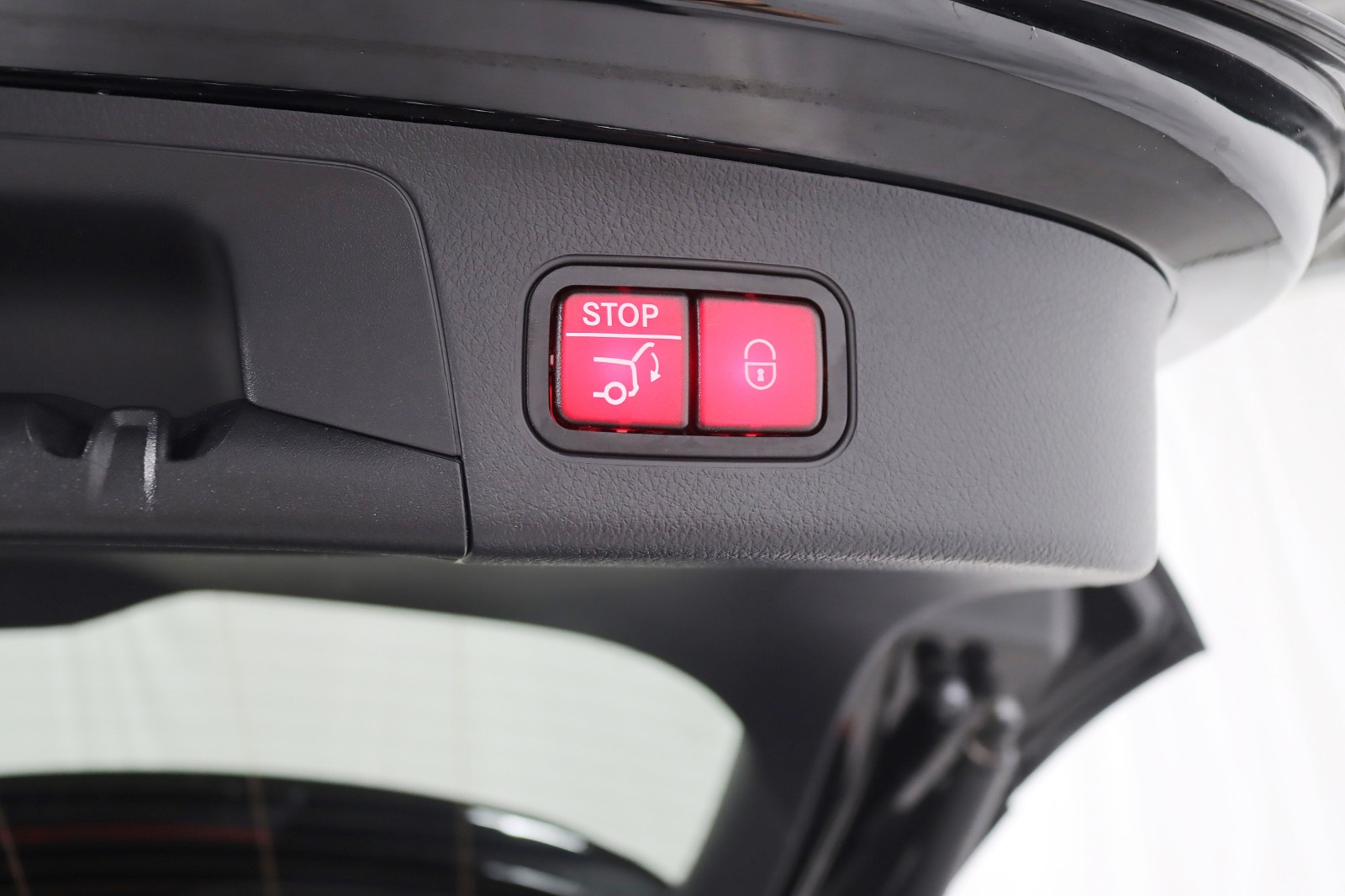 2025 MERCEDES-BENZ GLA-CLASS - Image 38