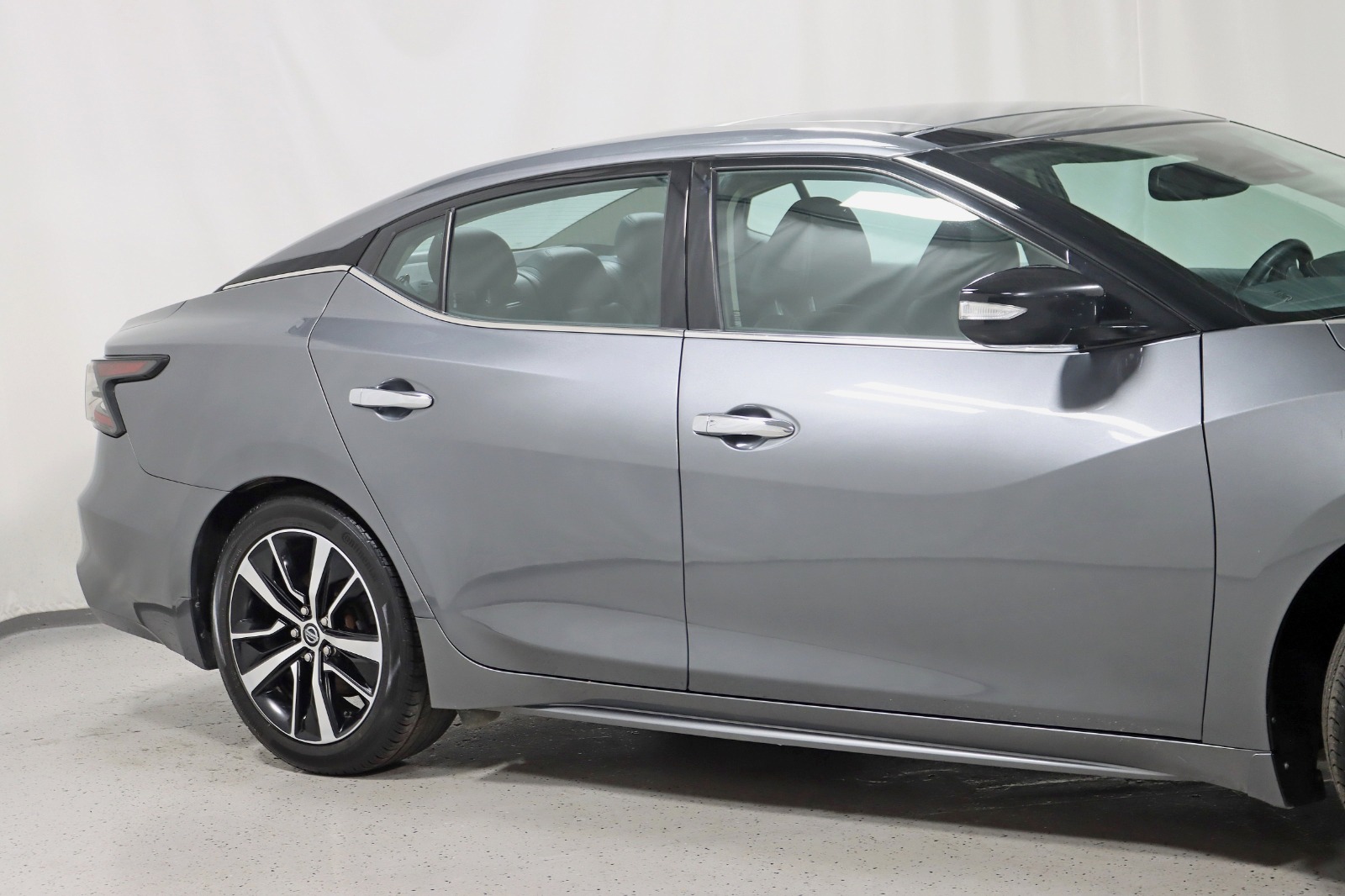 2022 NISSAN MAXMA SL ADAPT - Image 4