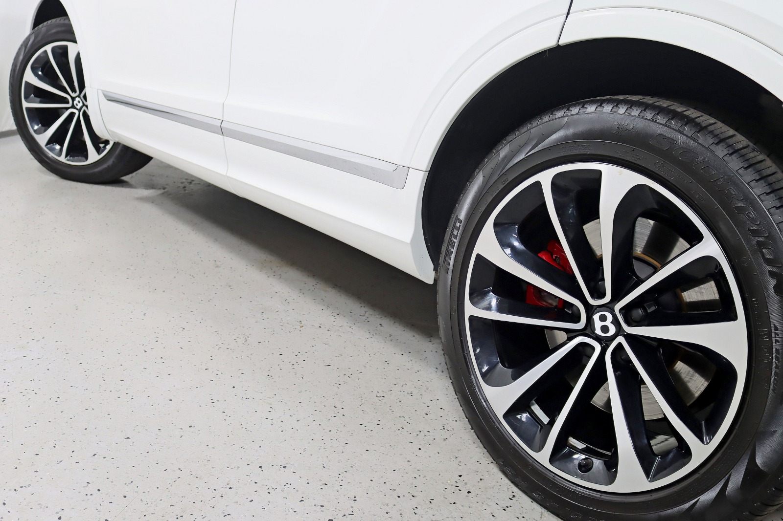 2022 BENTLEY BENTAYGA - Image 14