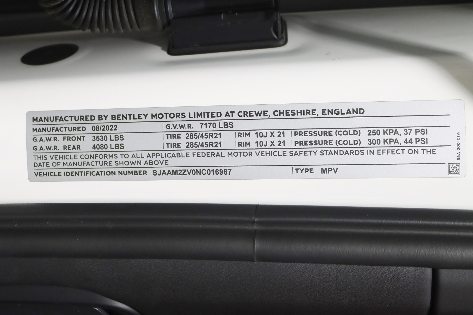 2022 BENTLEY BENTAYGA - Image 48