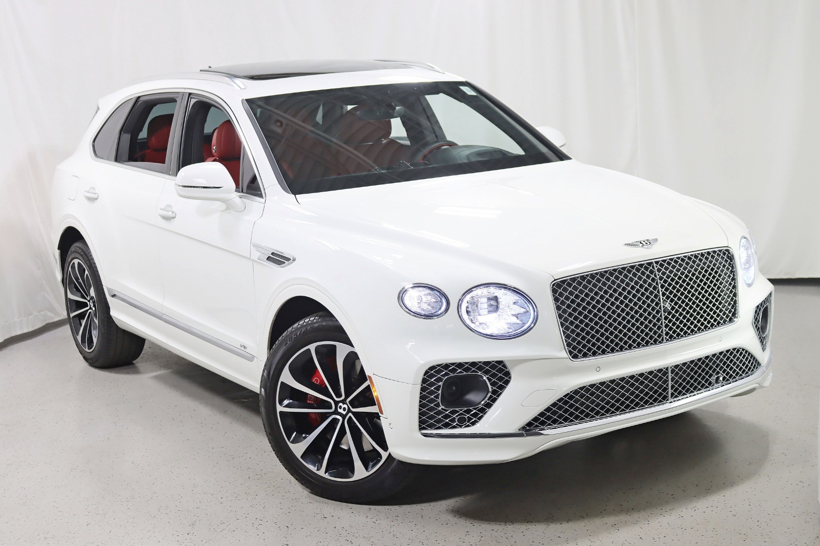 2022 BENTLEY BENTAYGA - Image 7