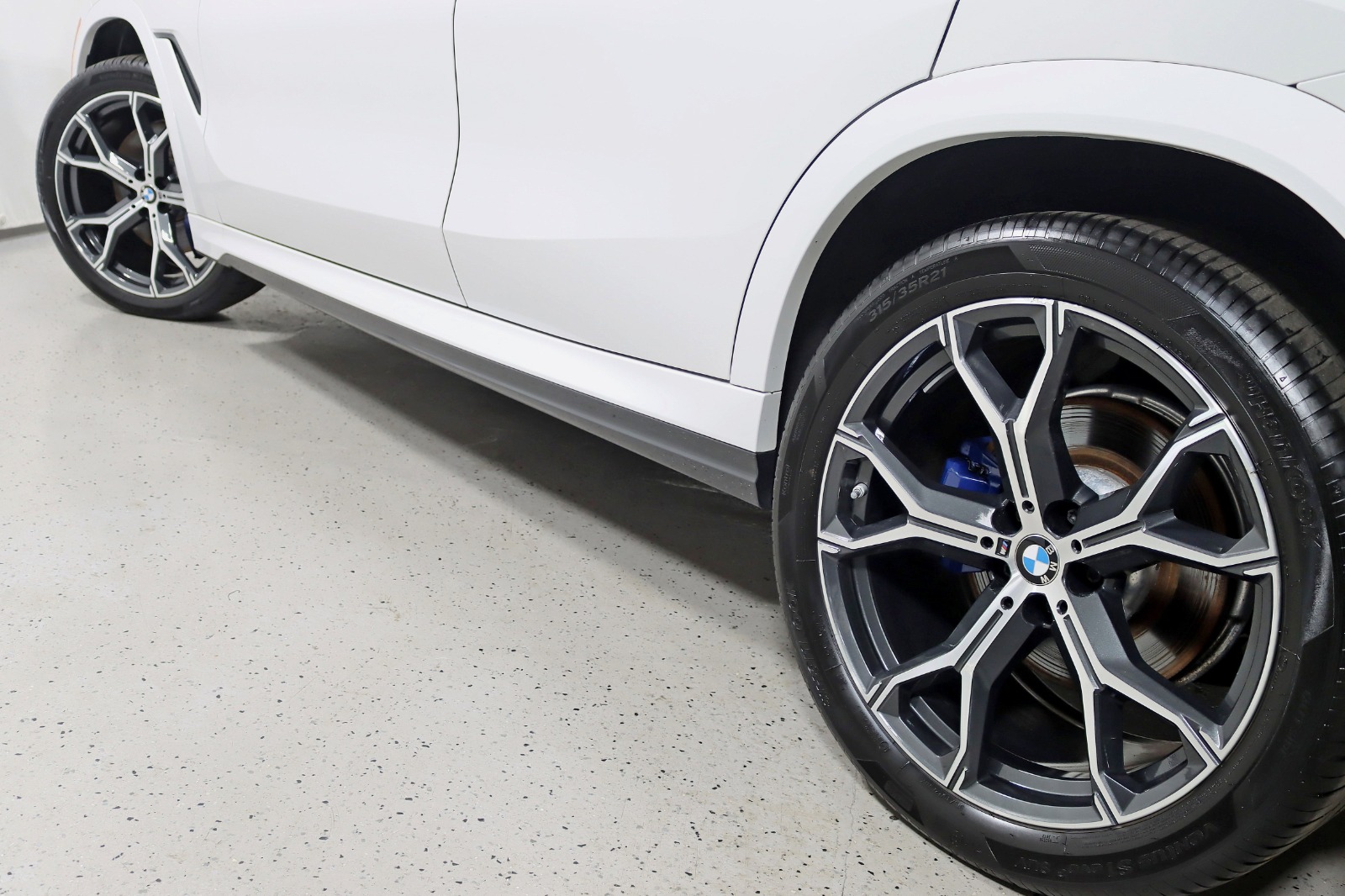 2022 BMW X6 - Image 14