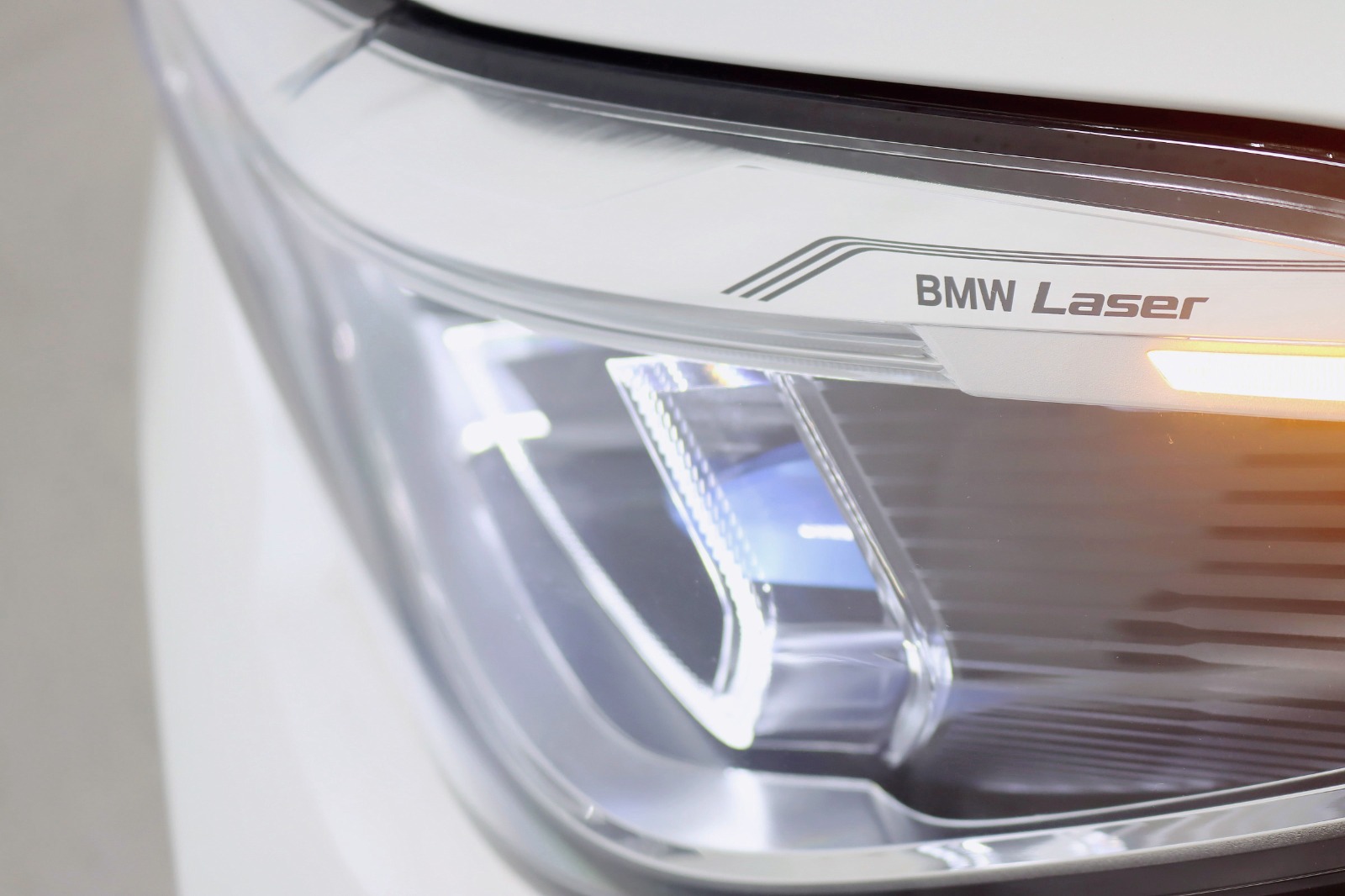 2022 BMW X6 - Image 10