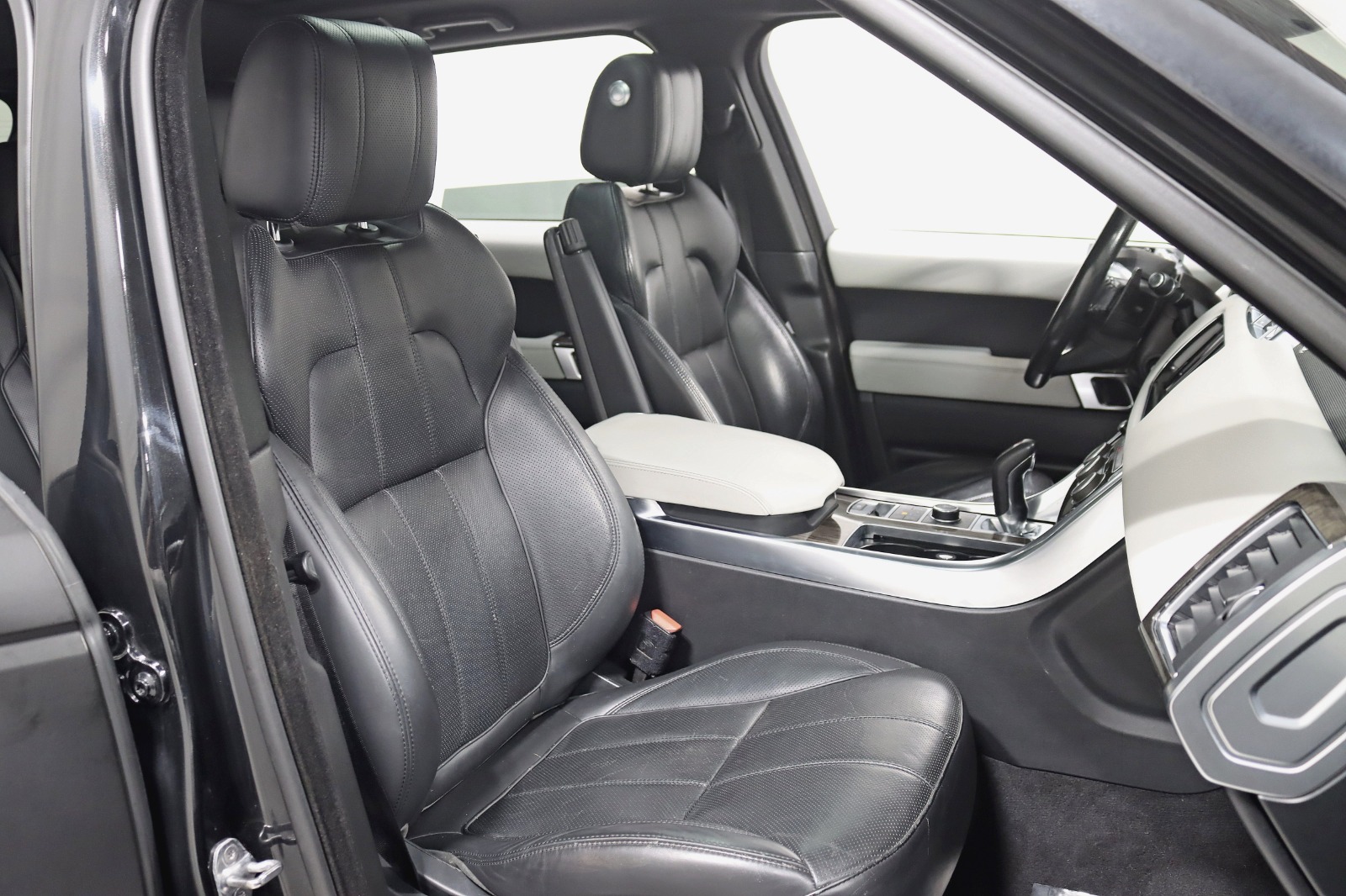 2016 LAND ROVER RANGE ROVER SPORT - Image 28