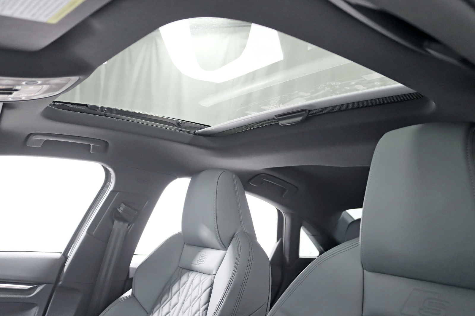 2023 AUDI S3 - Image 31