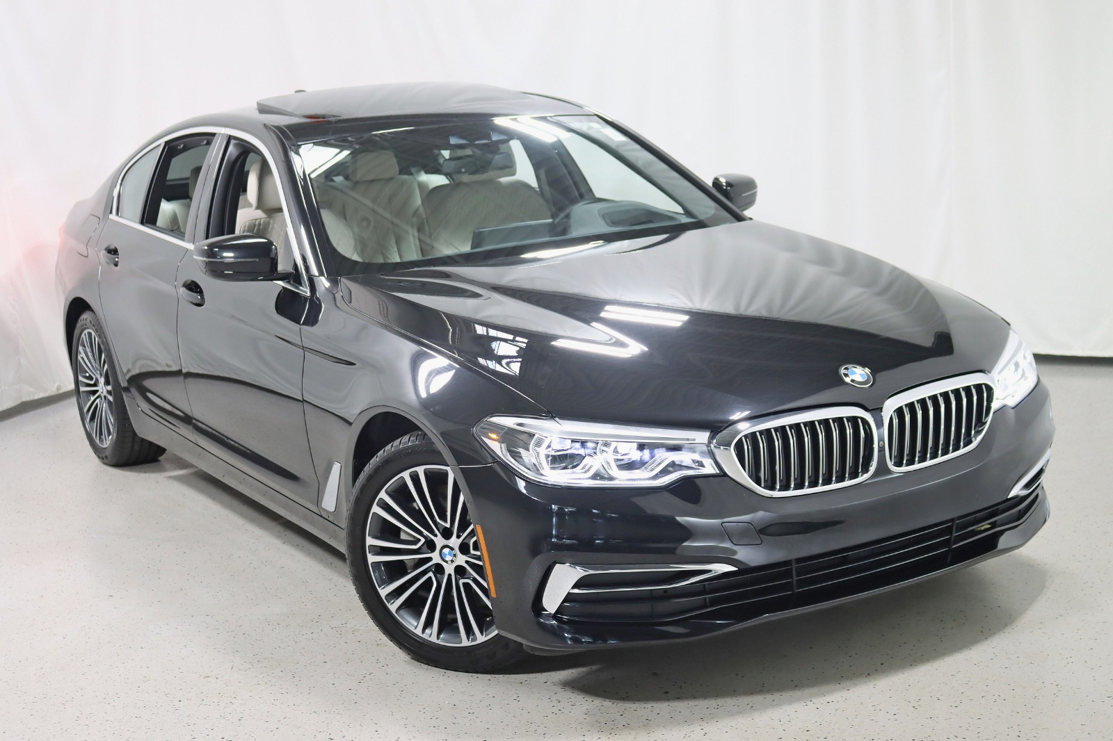 2019 BMW 530I - Image 7