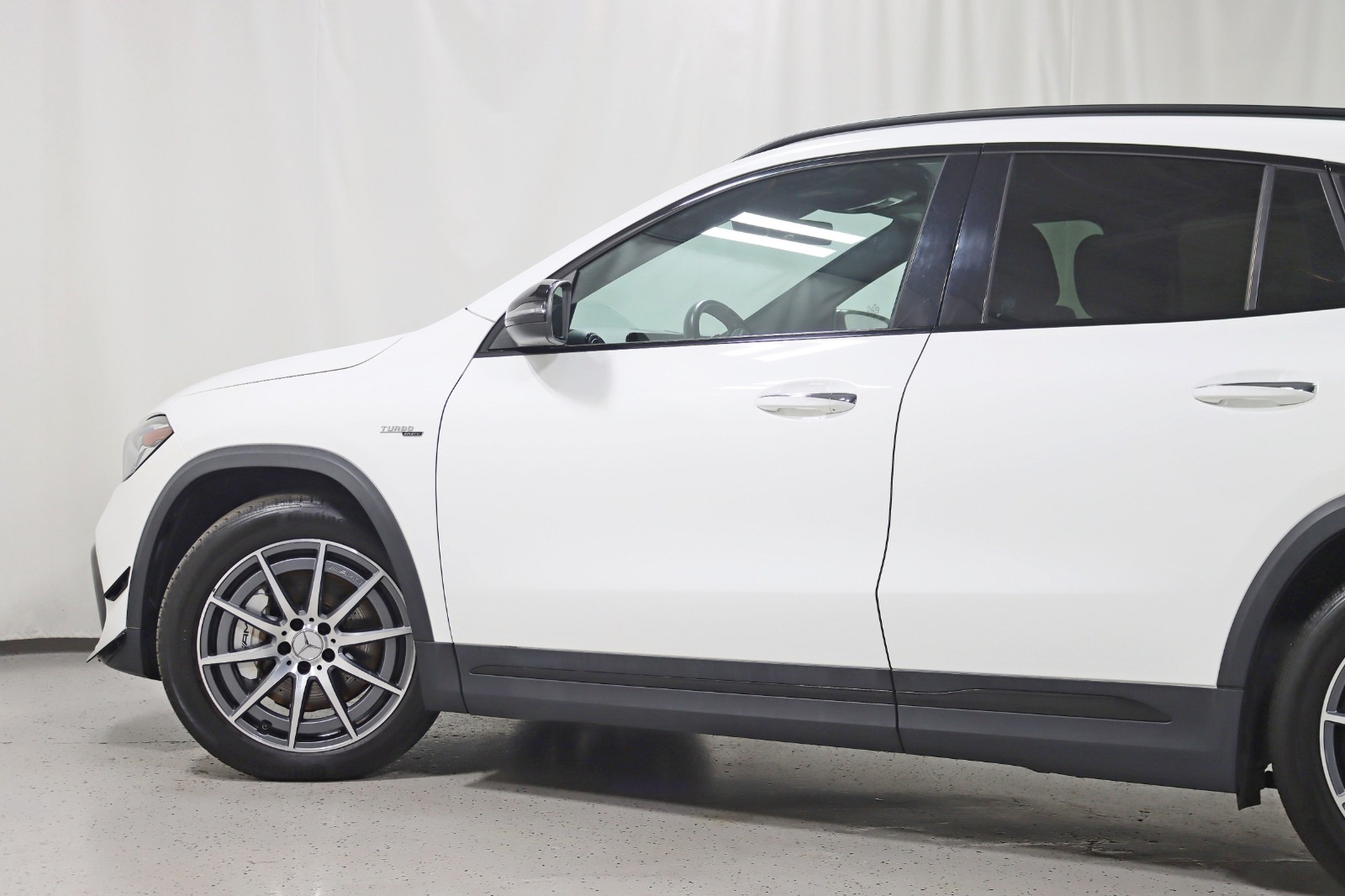 2021 MERCEDES-BENZ GLA-CLASS - Image 11