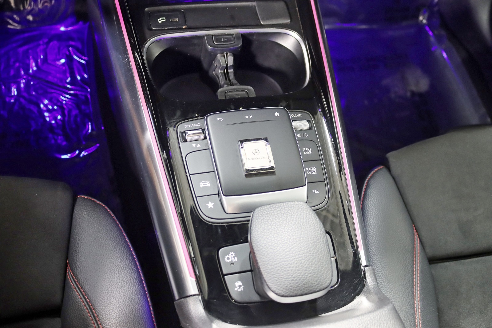 2021 MERCEDES-BENZ GLA-CLASS - Image 26