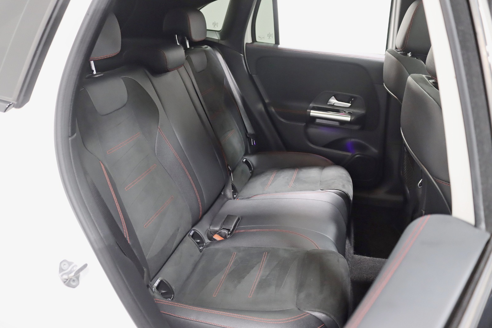 2021 MERCEDES-BENZ GLA-CLASS - Image 30