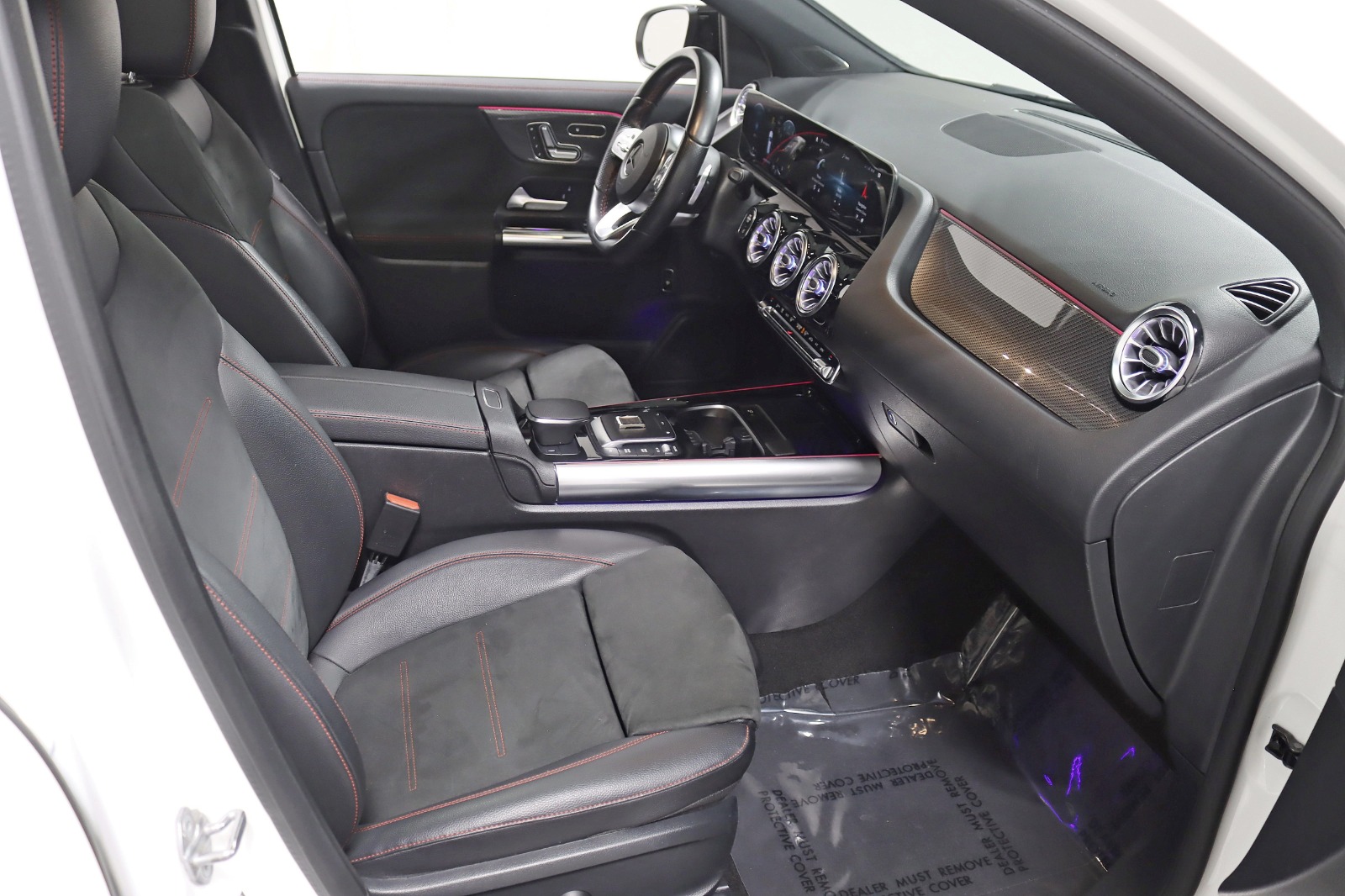 2021 MERCEDES-BENZ GLA-CLASS - Image 32