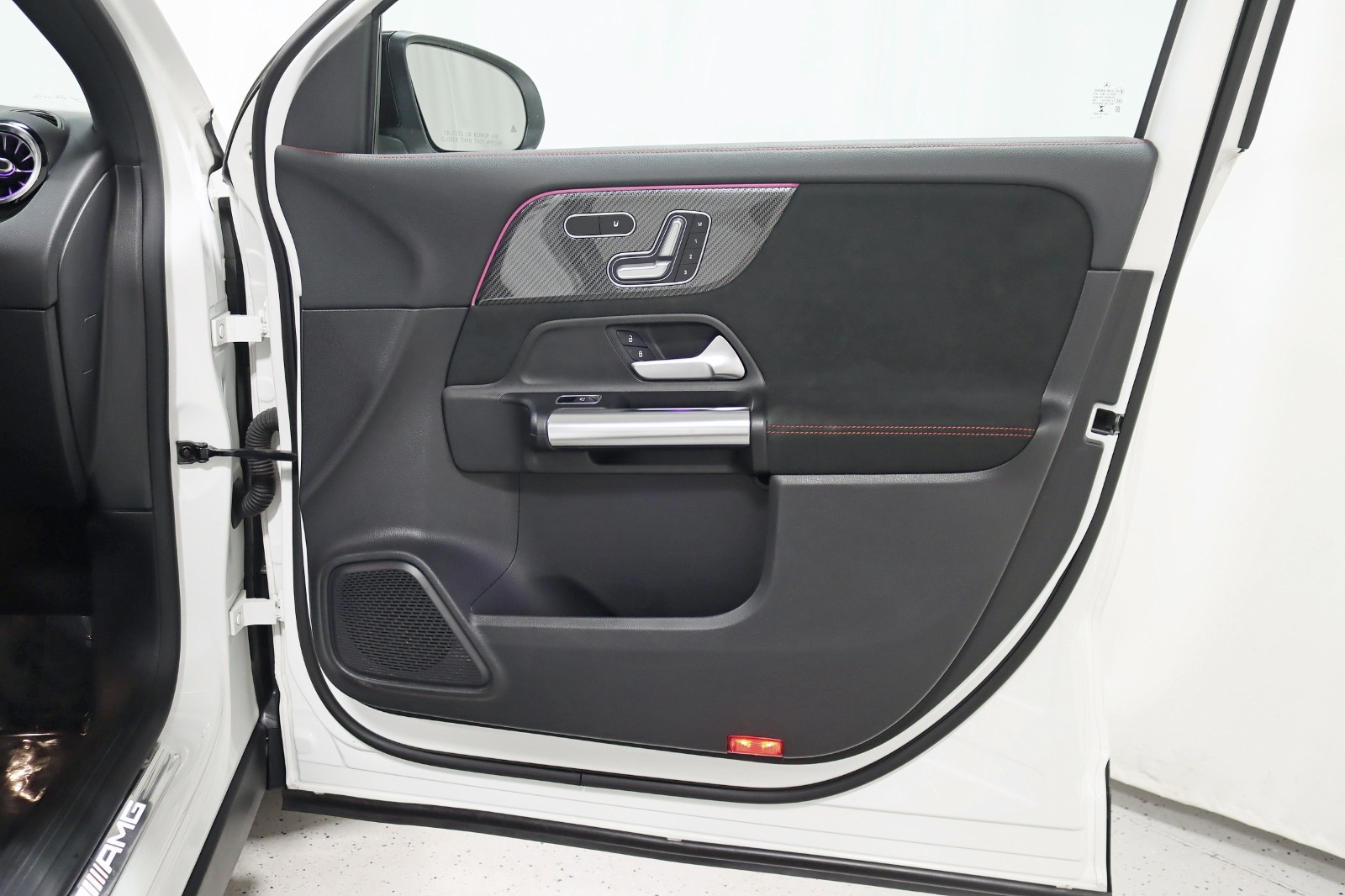 2021 MERCEDES-BENZ GLA-CLASS - Image 35