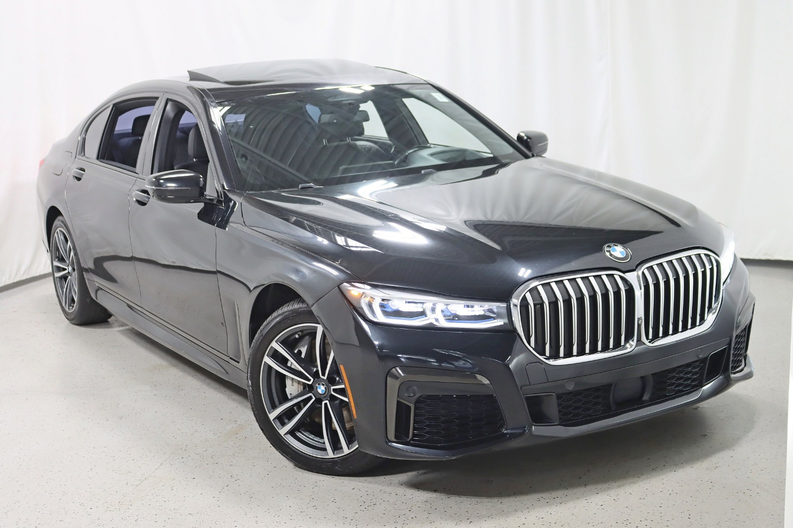 2020 BMW 750I - Image 7